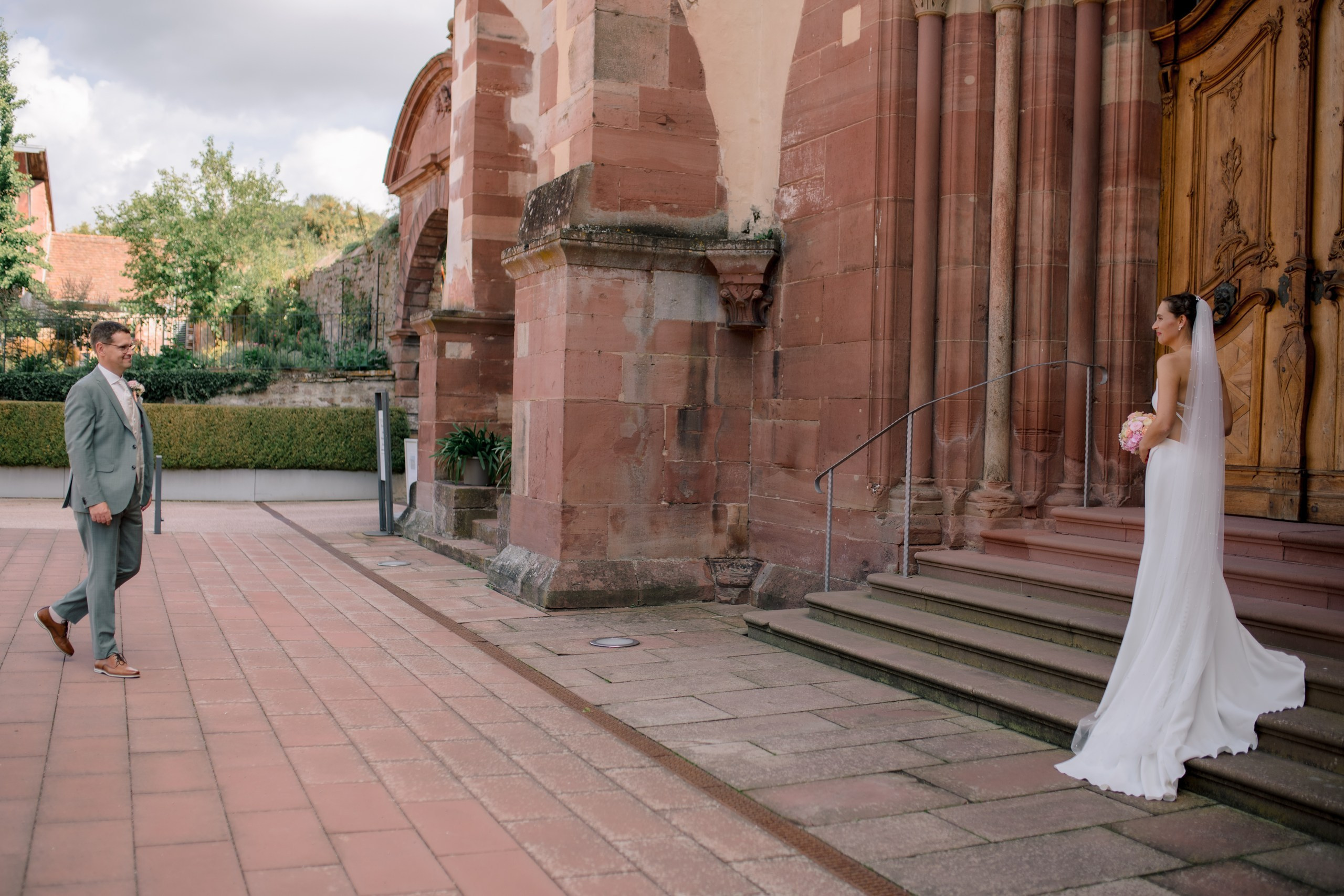 Hochzeit Kloster Bronnbach – Hochzeitsfotografin Würzburg. Anna Saribekyan – Beste Hochzeitsfotografin in Würzburg, Top 10 in Deutschland