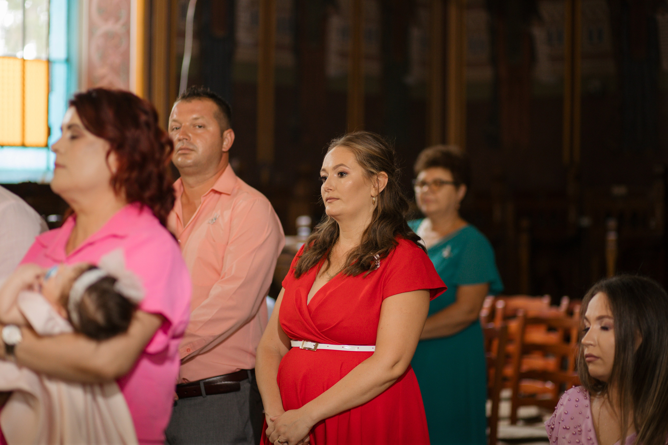 Anastasia. Fotograf si videograf — evenimente si studio