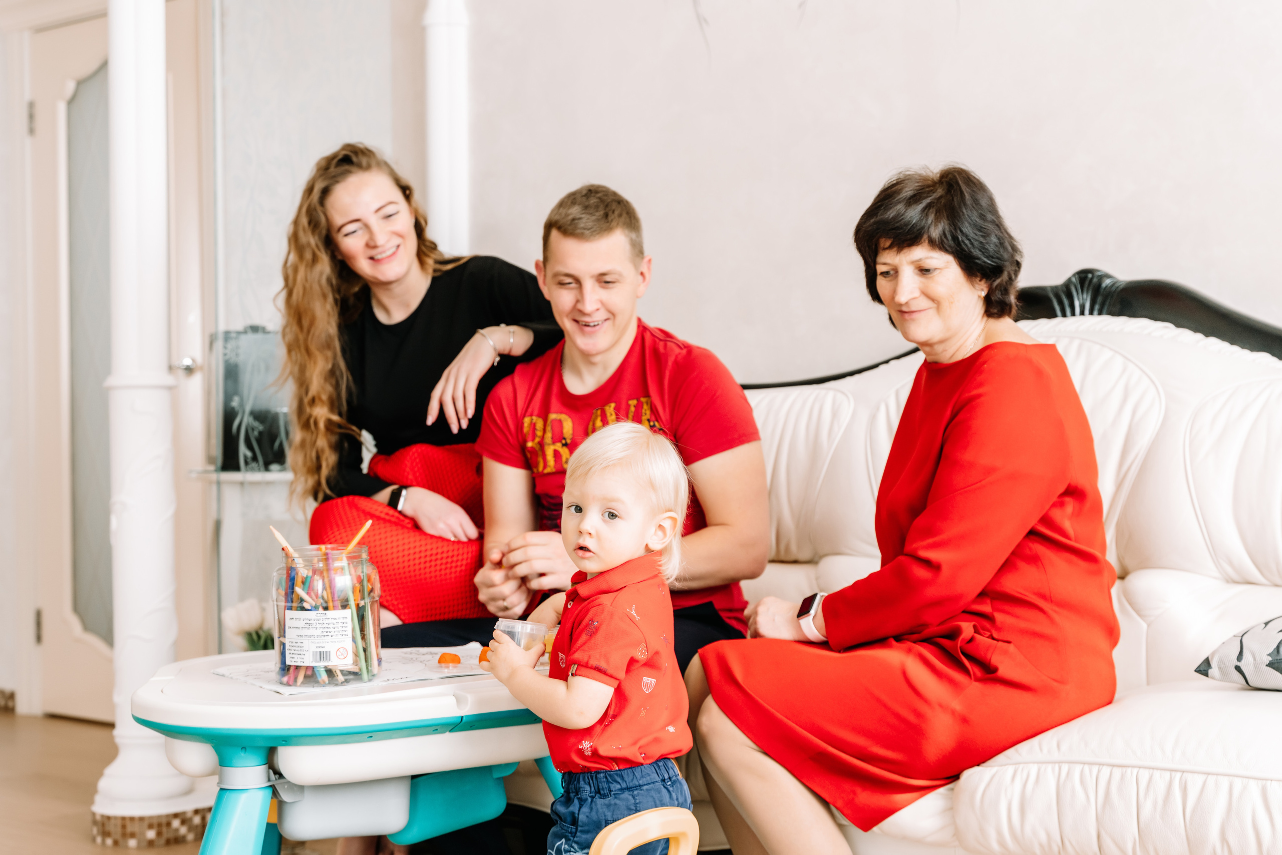 Lena+Max=Lion. Home photography. Photosession at home. Photographer in England Ekaterina Romanova