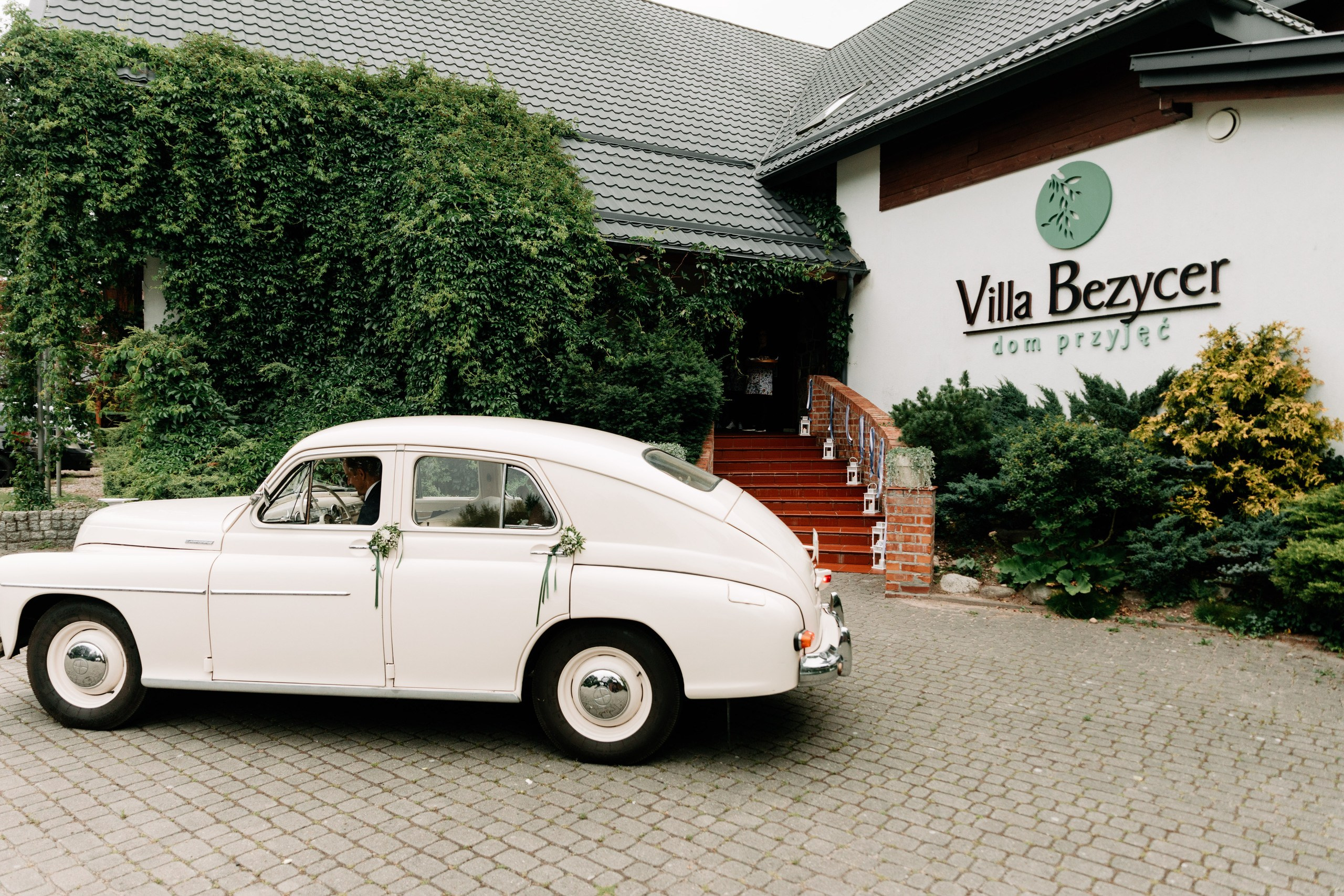 Laura ♡ Marcin. Fotograf Ślubny Warszawa - Sesje Biznesowe Rodzinne Eventy