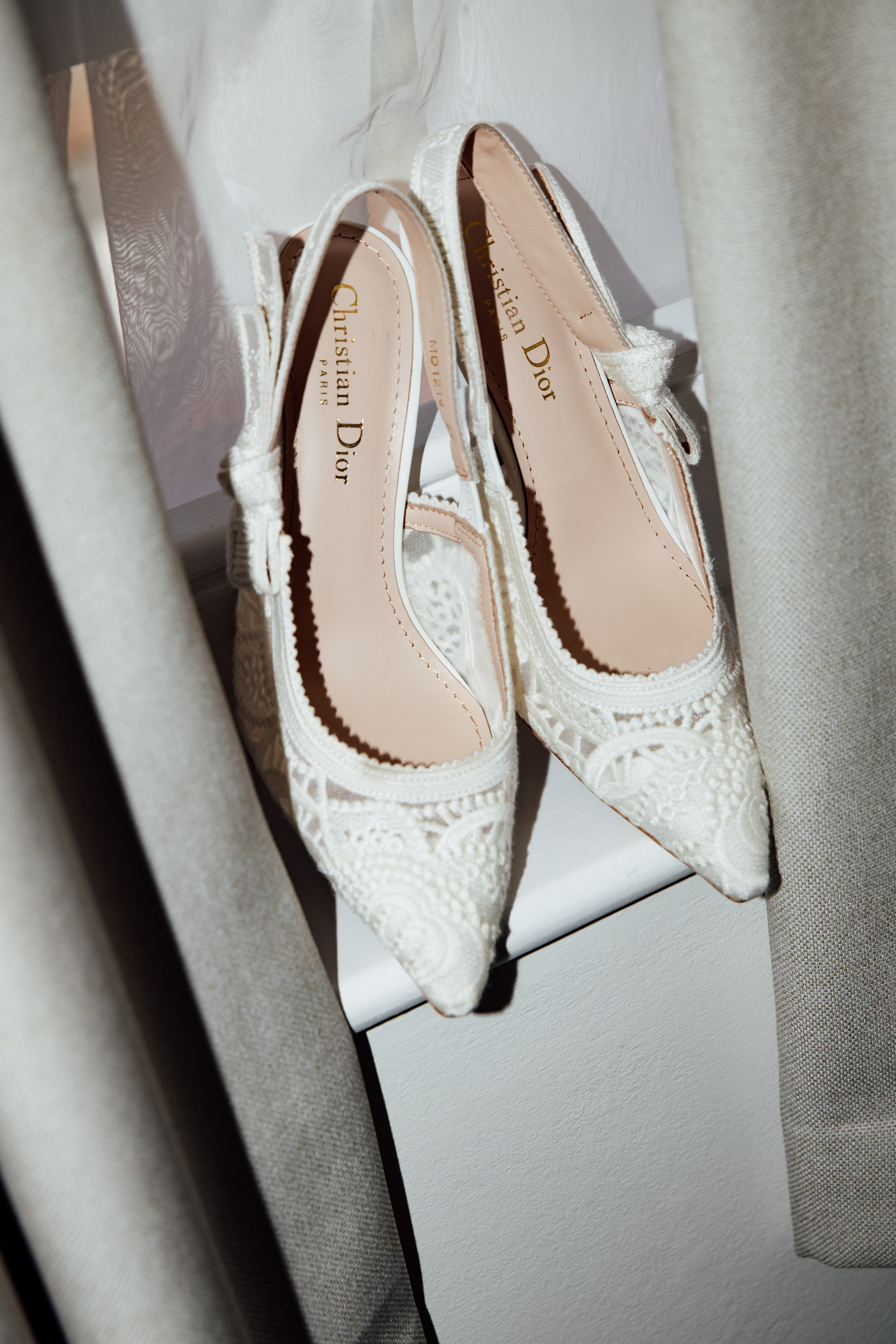 Chelsea Old Town Hall — Poppy & Jordan. Timeless Wedding & Event Photography — based London, working across Europe