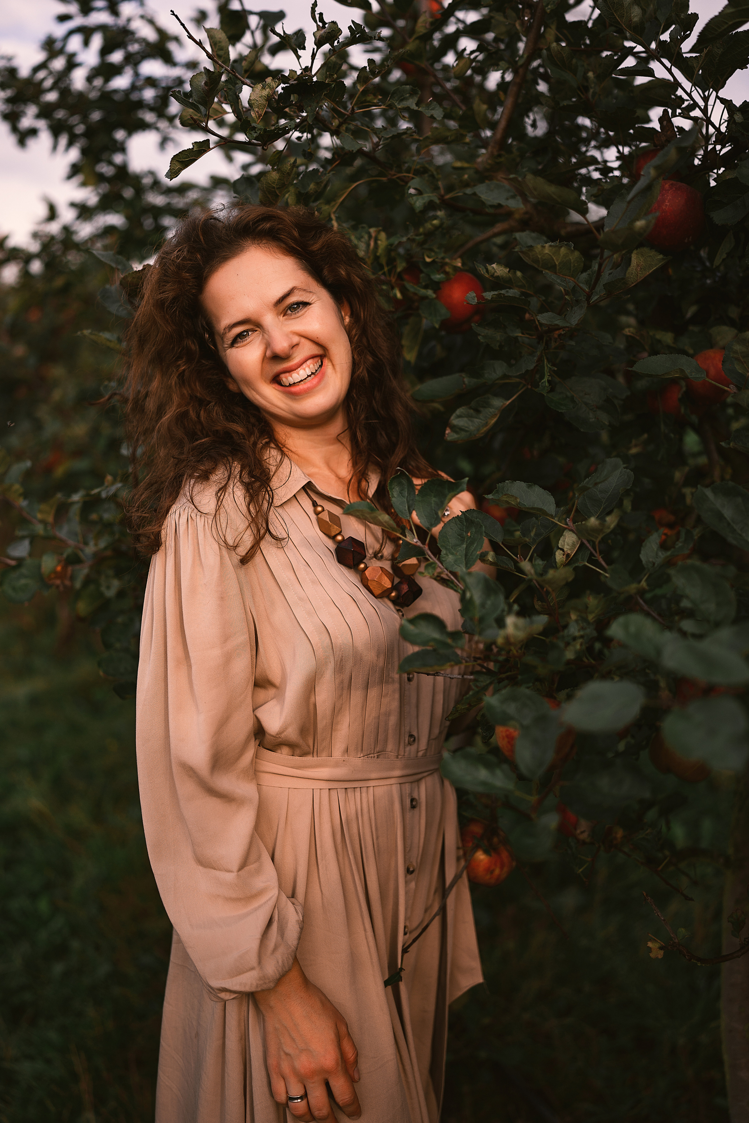 Apple Harvest. Family, Lifestyle and Portrait photograher in Trier, Germany