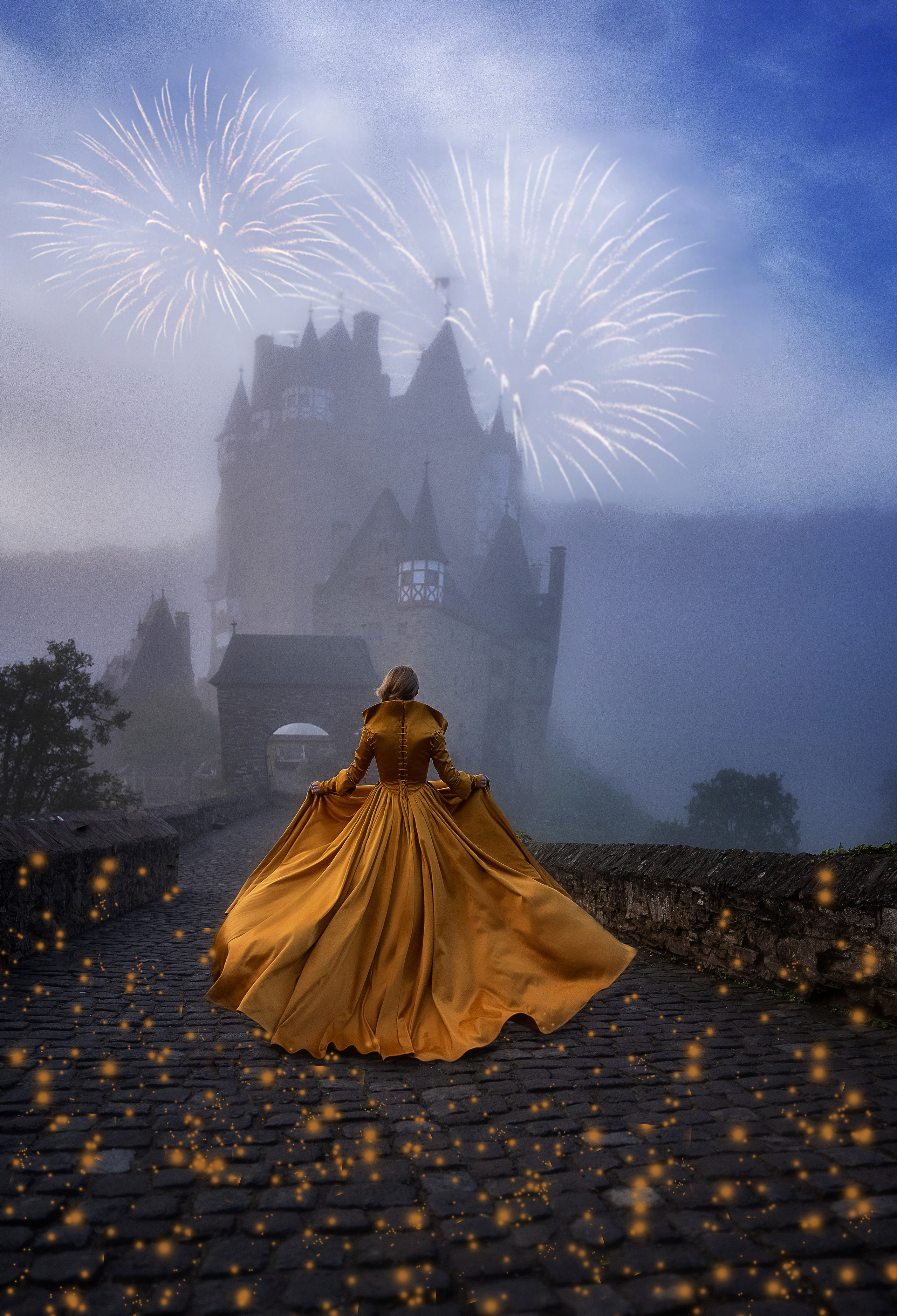 Fairytail shooting in the castle. Family, Lifestyle and Portrait photograher in Trier, Germany