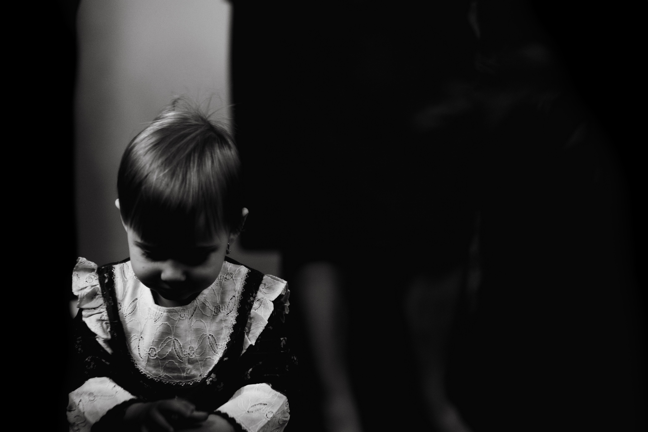 Fotograf profesionist de nuntă. Cu o abordare creativă și tehnici unice, spunem povestea voastră prin imagini pline de iubire și naturalețe. Descoperă arta fotografiei de nuntă . Fotograf Iasi, fotograf de nunta Suceava. Fotografii de nuntă. Pachet fotografii de nuntă. Fotograf Iasi, fotograf Suceava, fotograf Botosani, fotograf Romania. Servicii foto nuntă. Servicii foto-video.