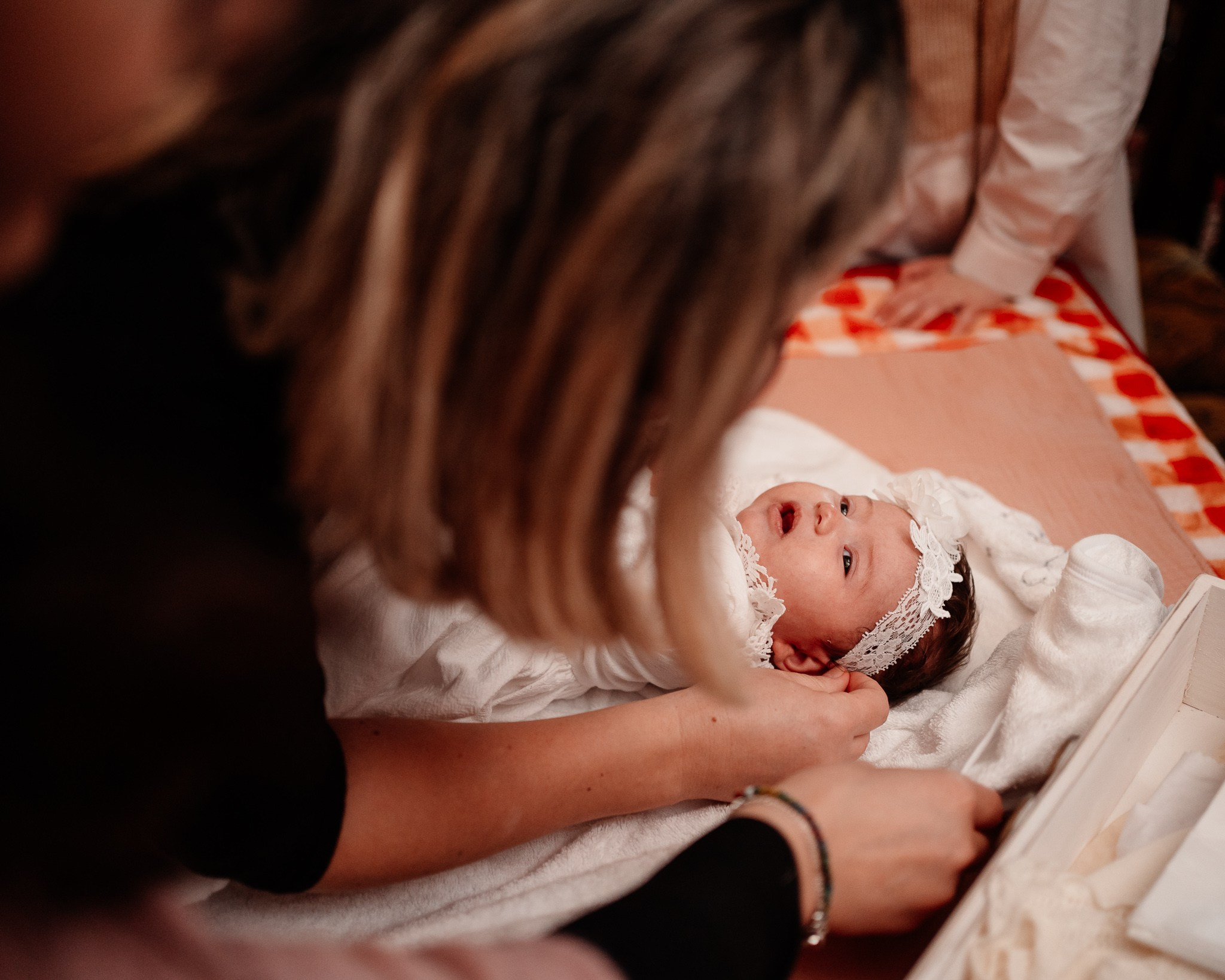 Fotograf de Botez în București- Mihai Popa Fotograf. Fotograf Nuntă & Botez București - Mihai Popa | Dincolo de oameni, imortalizez emoții!