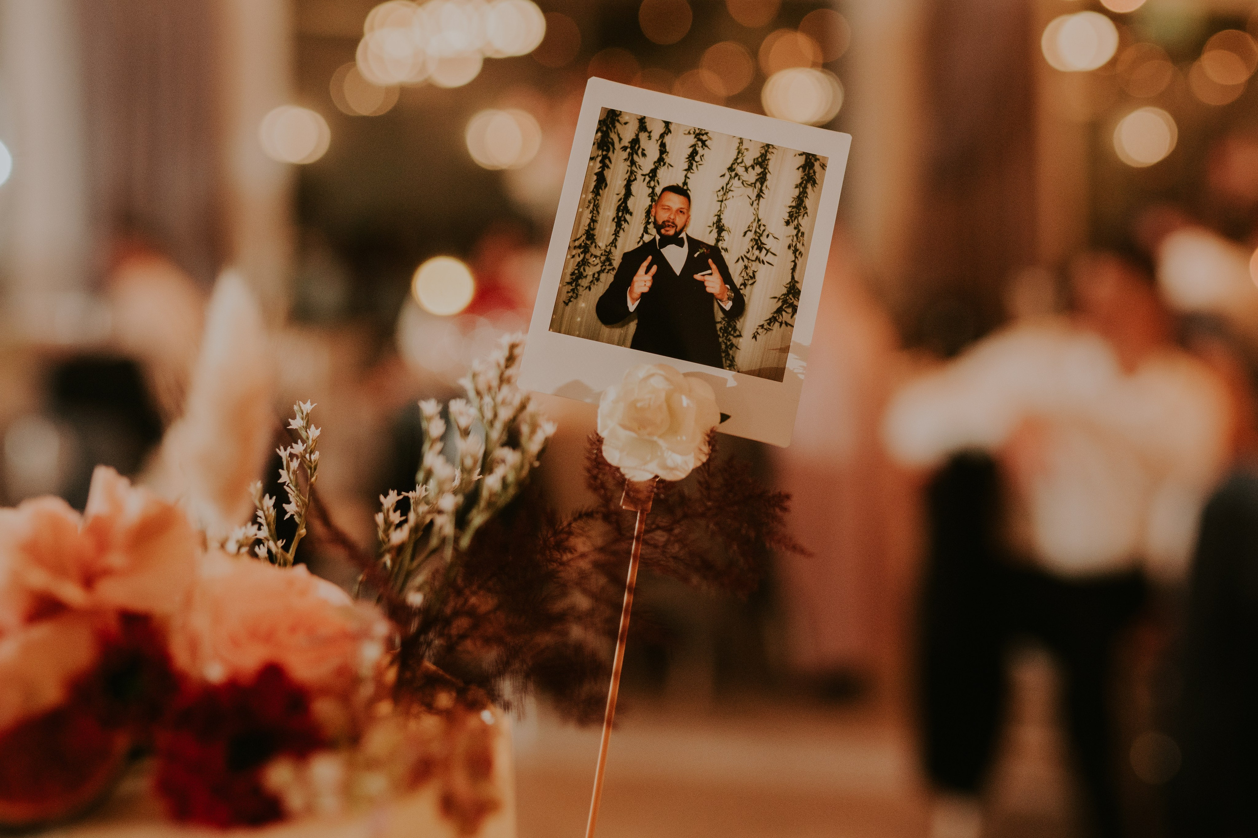 Sala Koralowa w Jaworzu: Opowieść o ślubie Nikoli i Kacpra. Karkowskafoto - fotografia miłości