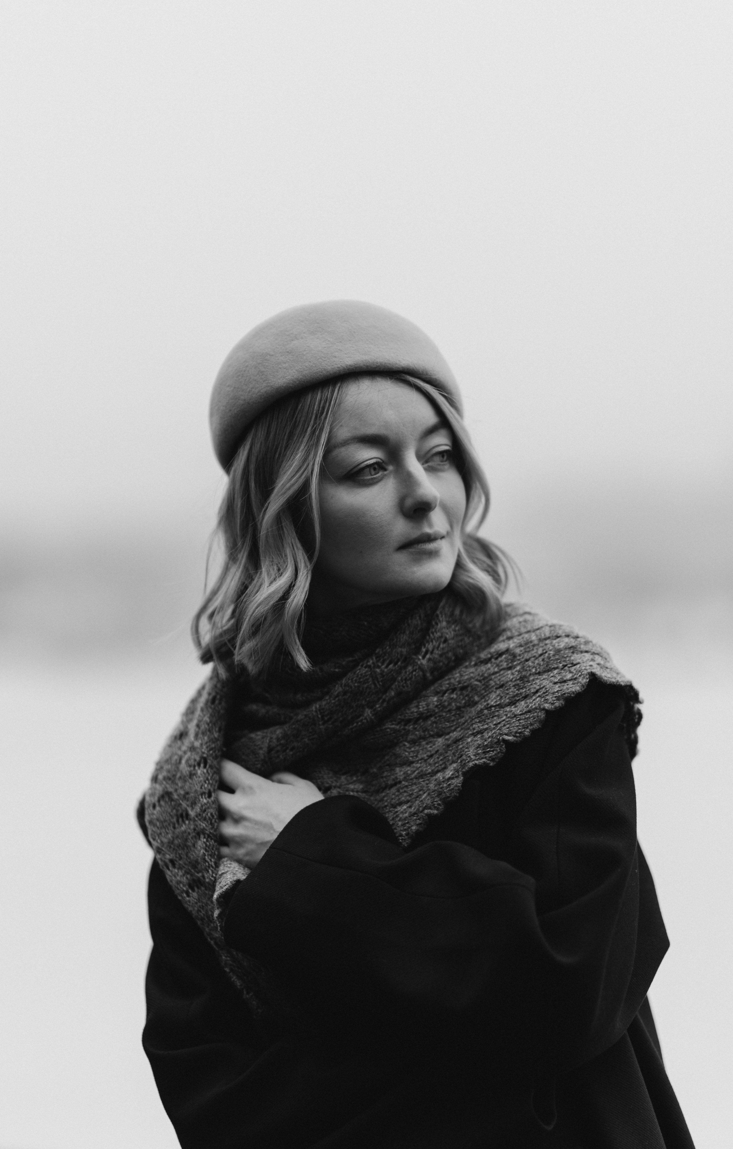 Woman phoshoot. Wedding and portrait photographer in Helsinki Vickan O