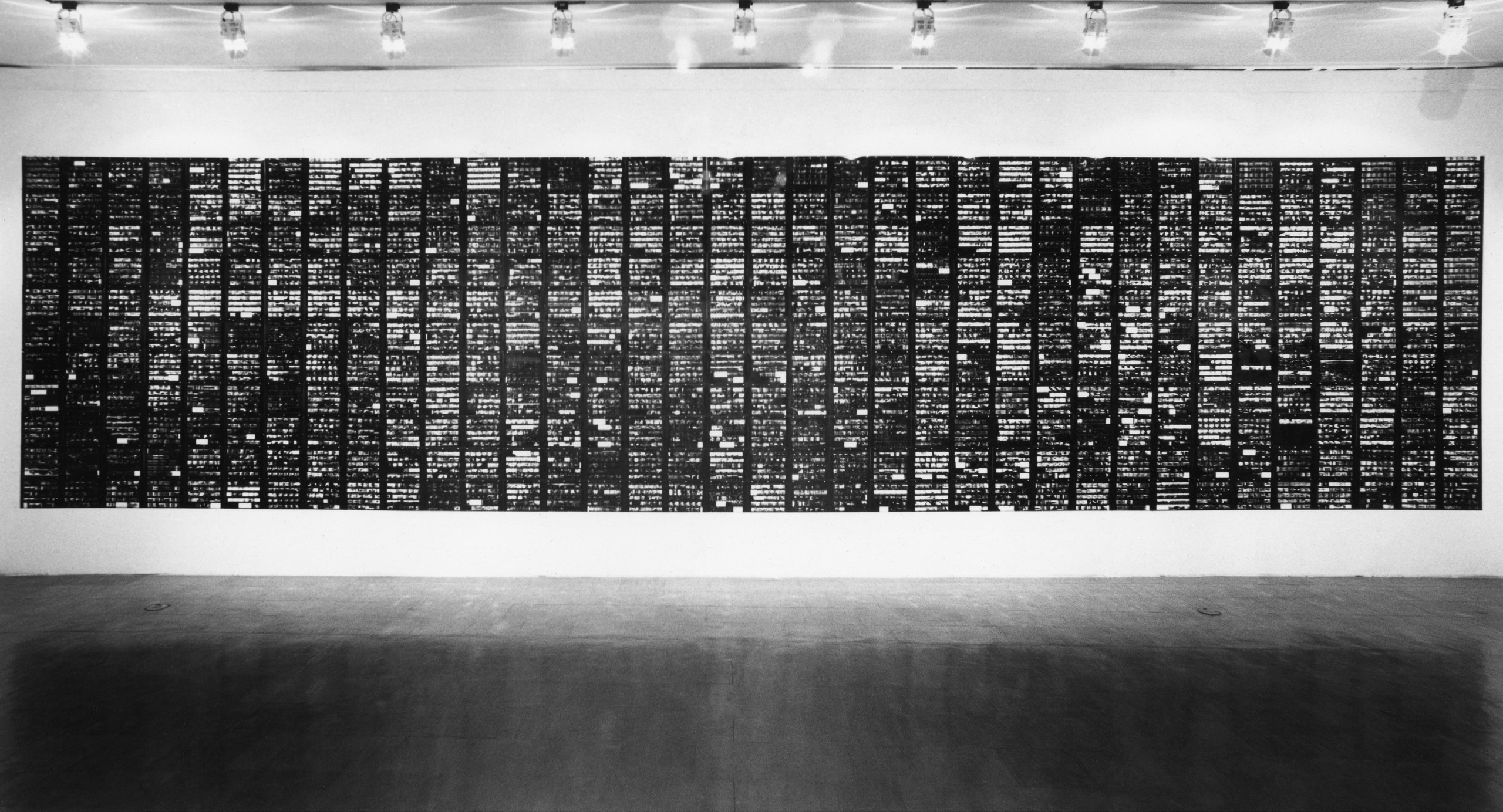 ART EXHIBITION. Andrzej Strumillo