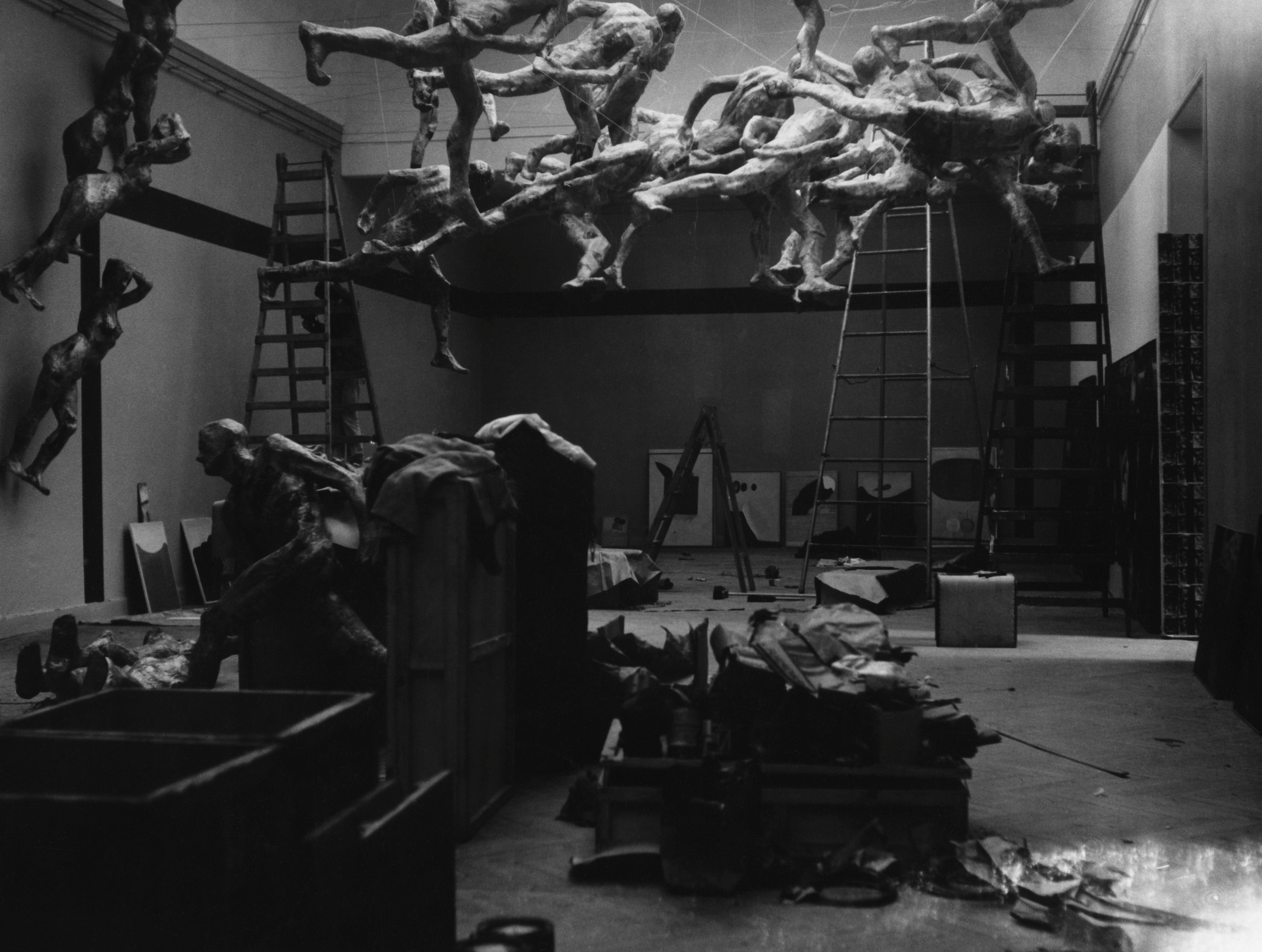 ART EXHIBITION. Andrzej Strumillo