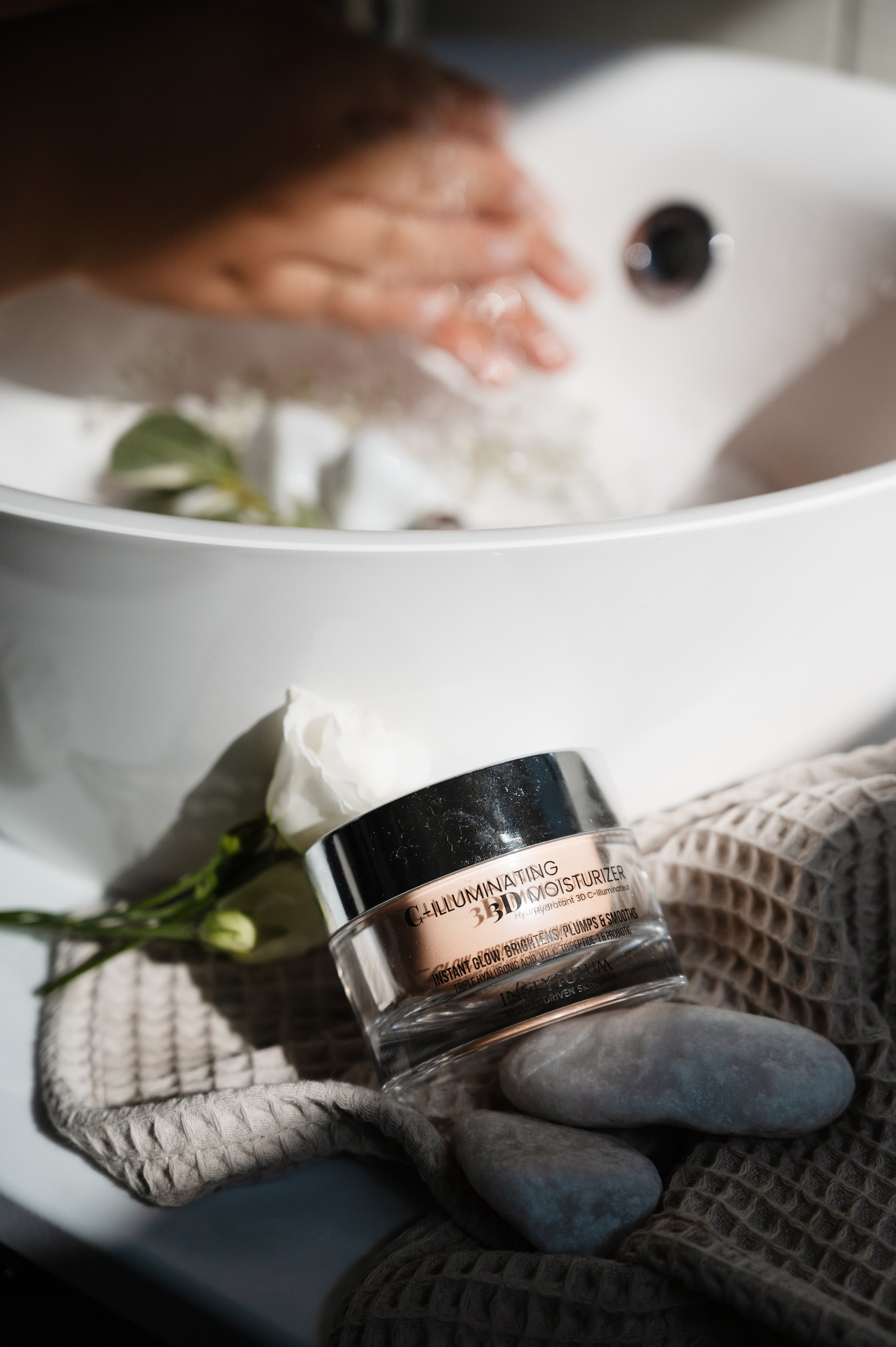 Skin&Care beauty shop. ANNA-MARIA PHOTO CONTENT CREATOR — фотограф, естет, художник і візуальний експерт Instagram у Празі