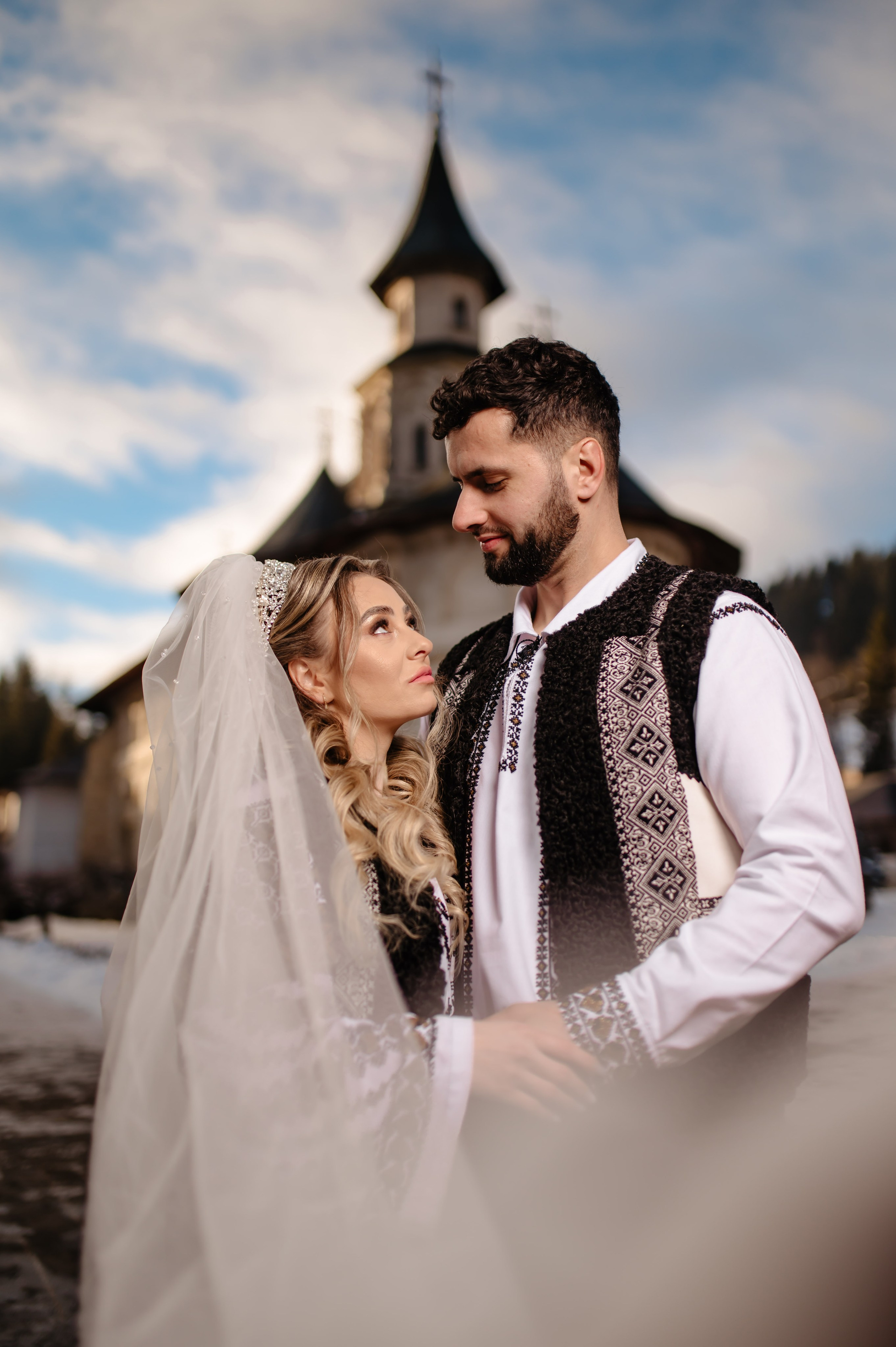 Sedinta foto a lui Costica si Ionela. Fotografie & Videografie evenimente - Suceava, Romania