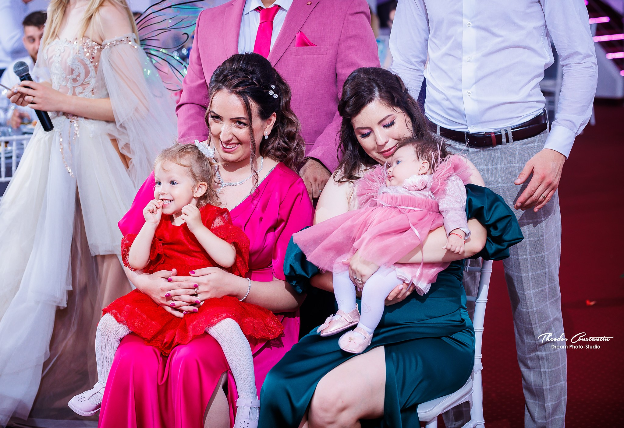 Botez. Dream Studio Galați – ședințe foto profesionale pentru familie, portrete și evenimente