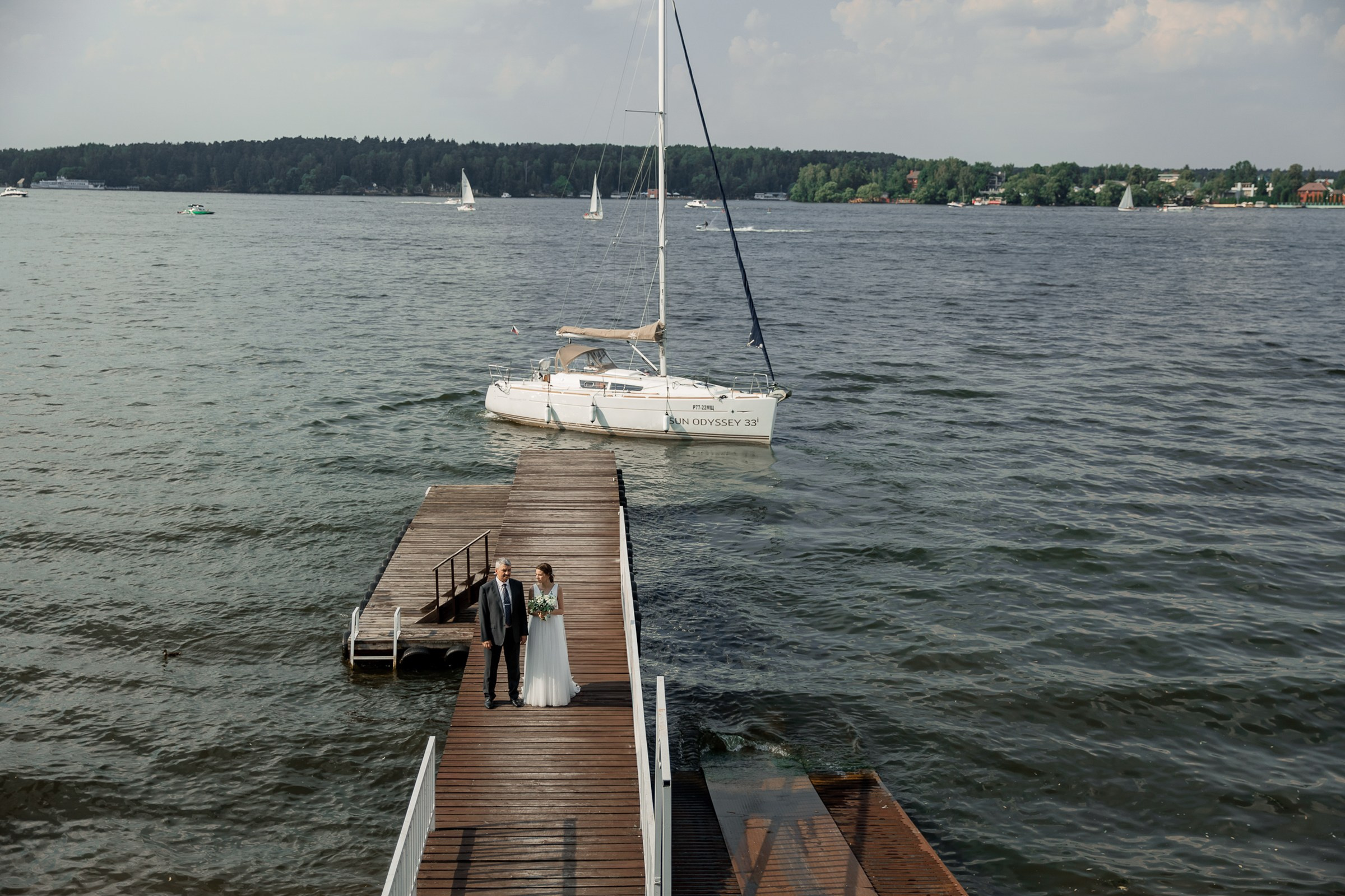 Father walking bride down aisle, by Bude, Cornwall reportage wedding photographer.