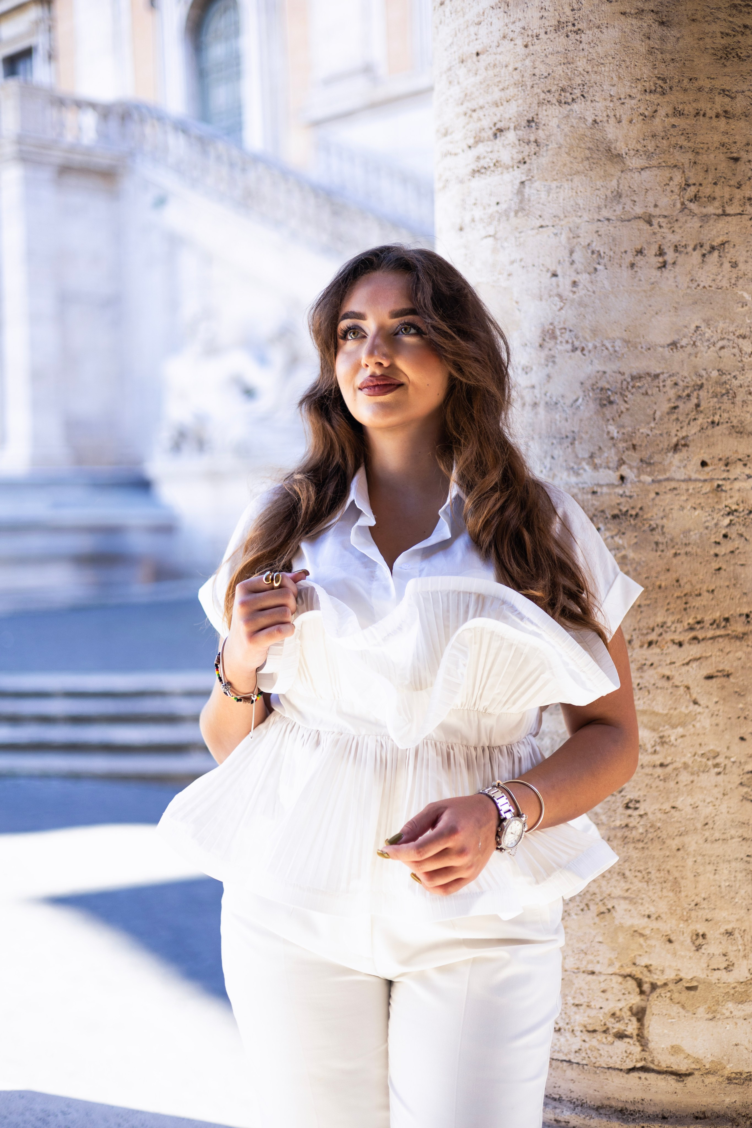 INDIVIDUAL SHOOTING. Hi! My name is Irena, and I’m a professional photographer specializing in family photography, love stories, and individual photoshoots