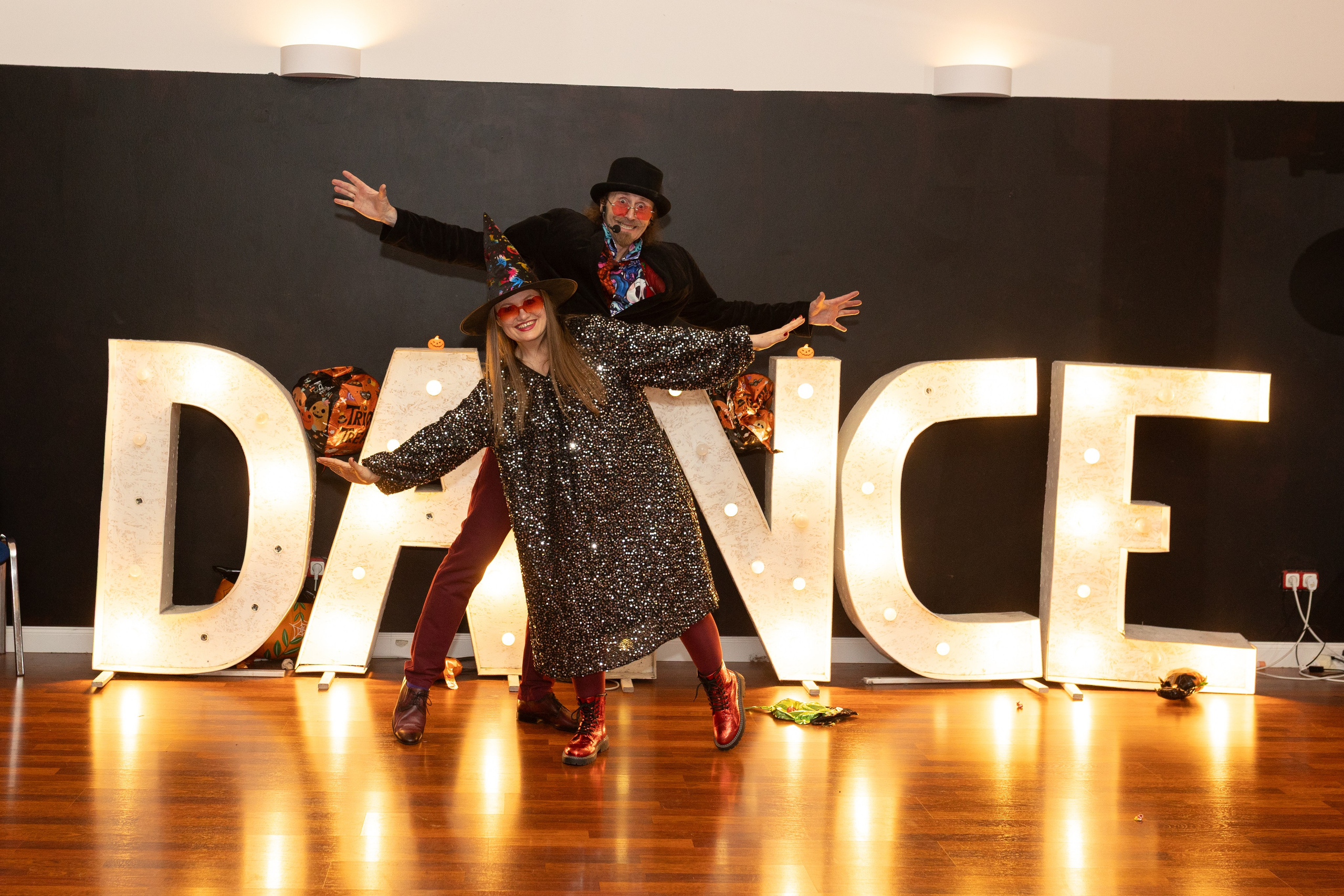 Leo dance studio Helloween 2025. Семейный и детский фотограф в Варшаве Мила Бобровская