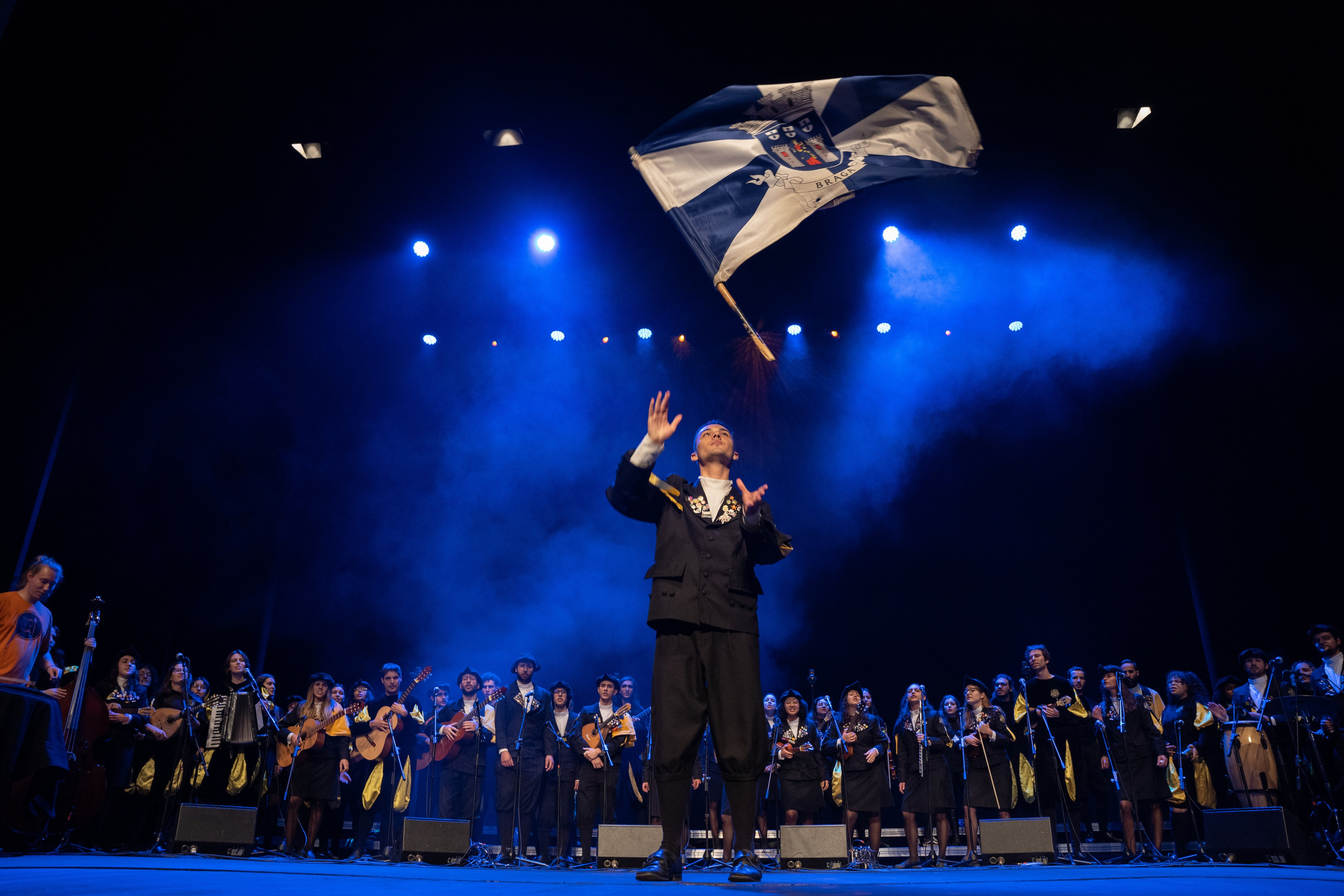 Grupos Culturais e Espétaculos. Ínicio