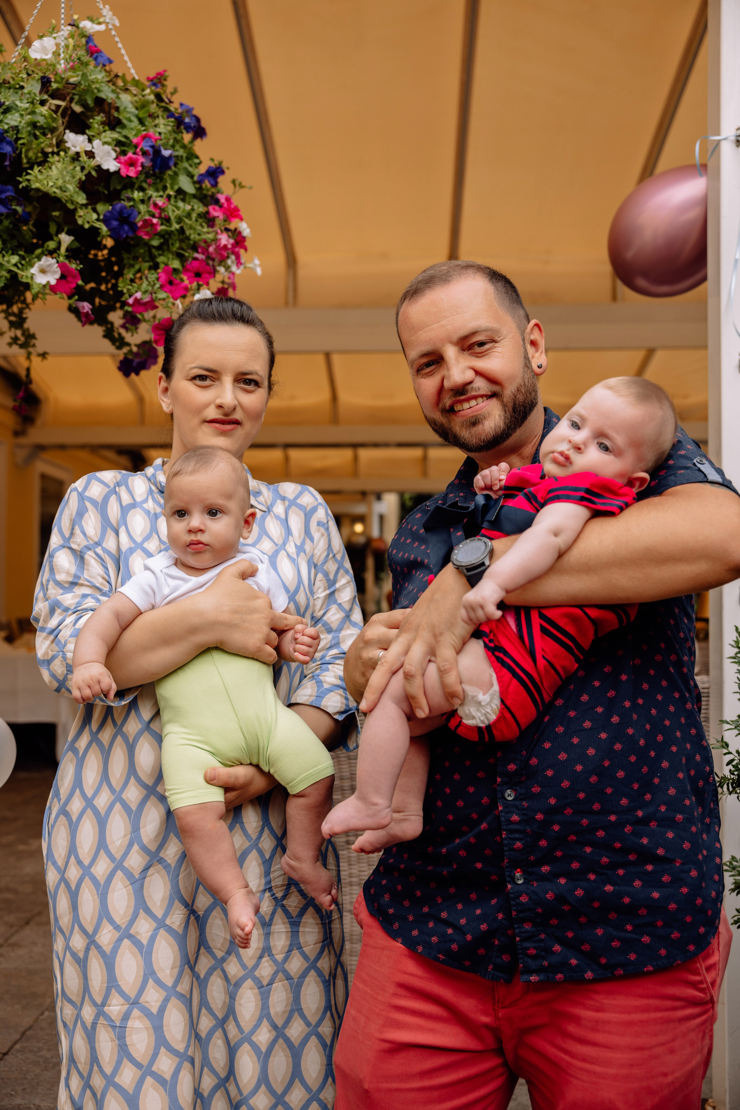 Sandra und Kevin: Standesamt Unterföring und Friedensengel. Hochzeitsfotograf München Taufe Familienfotograf Tanja Mauke
