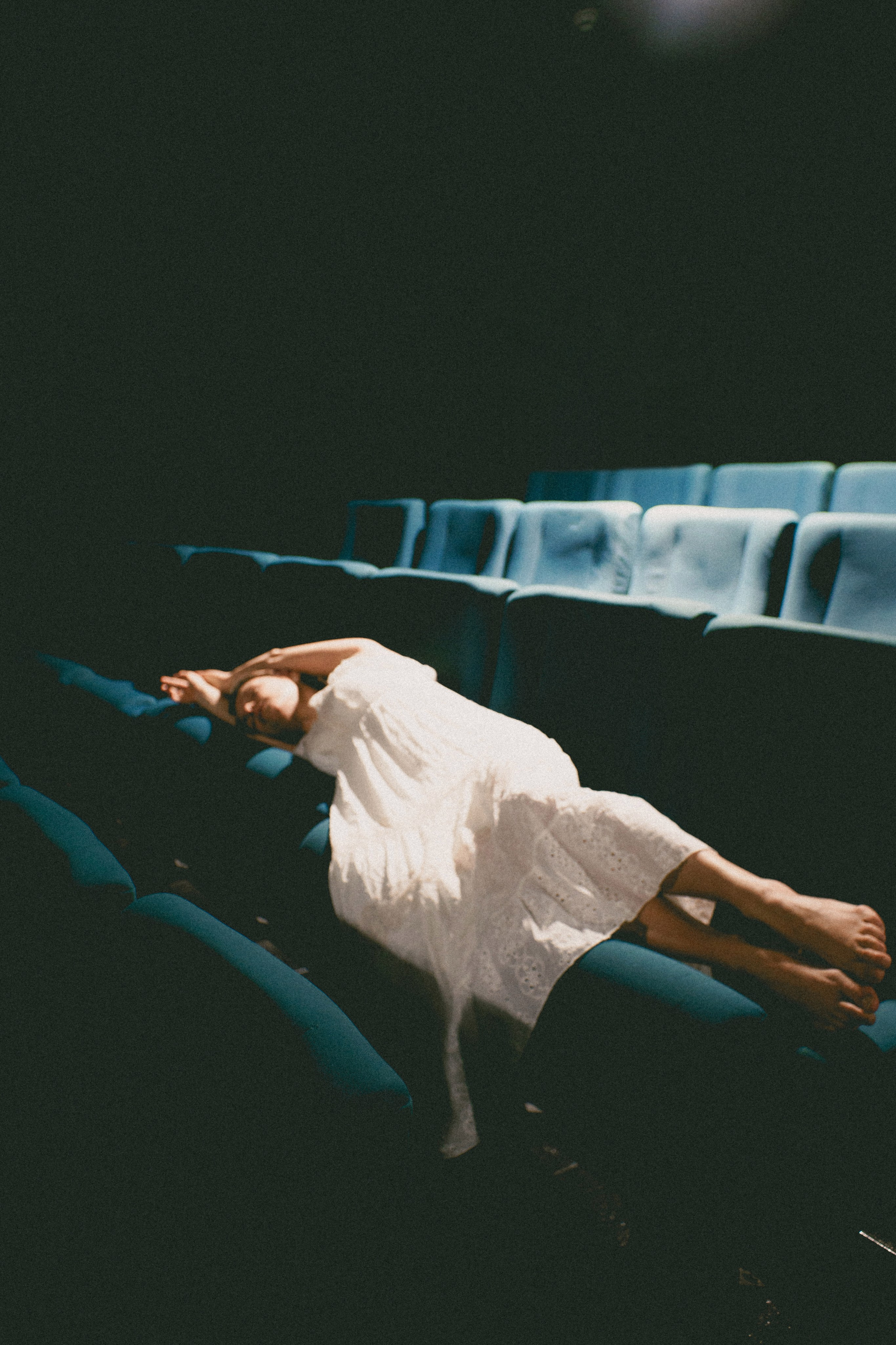 Parallels Photo project with Alina and Eleni. Photographer in Greece Kristina