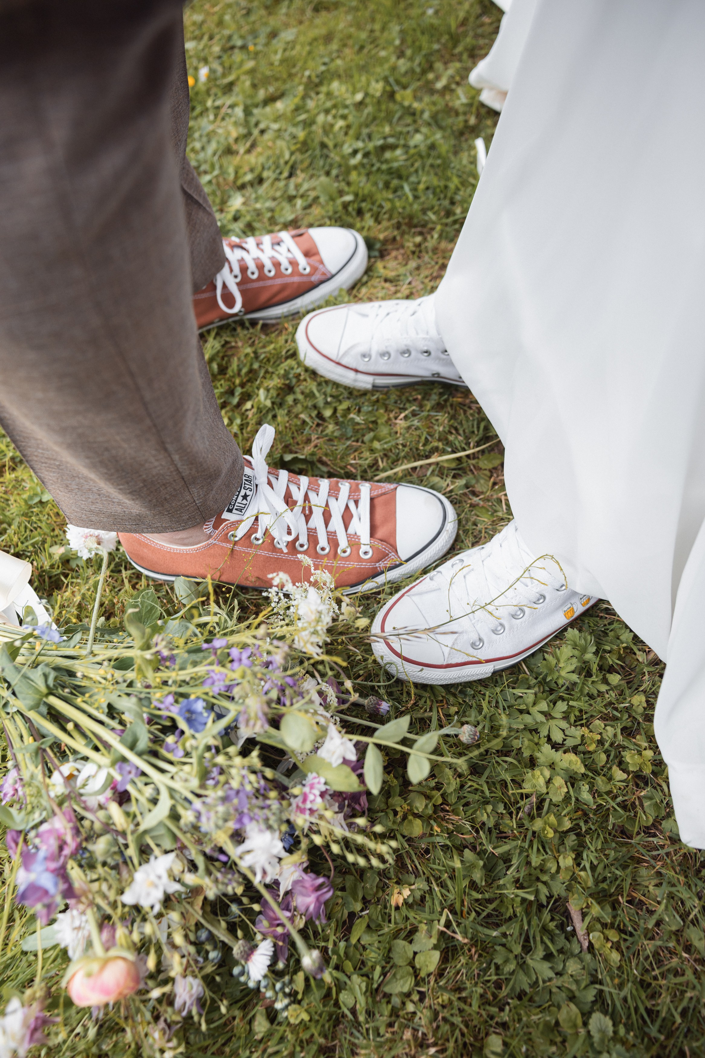 Bride and Groom Photoshoot. Lifestyle and Family Photographer in Pisek Oxana Telupilova