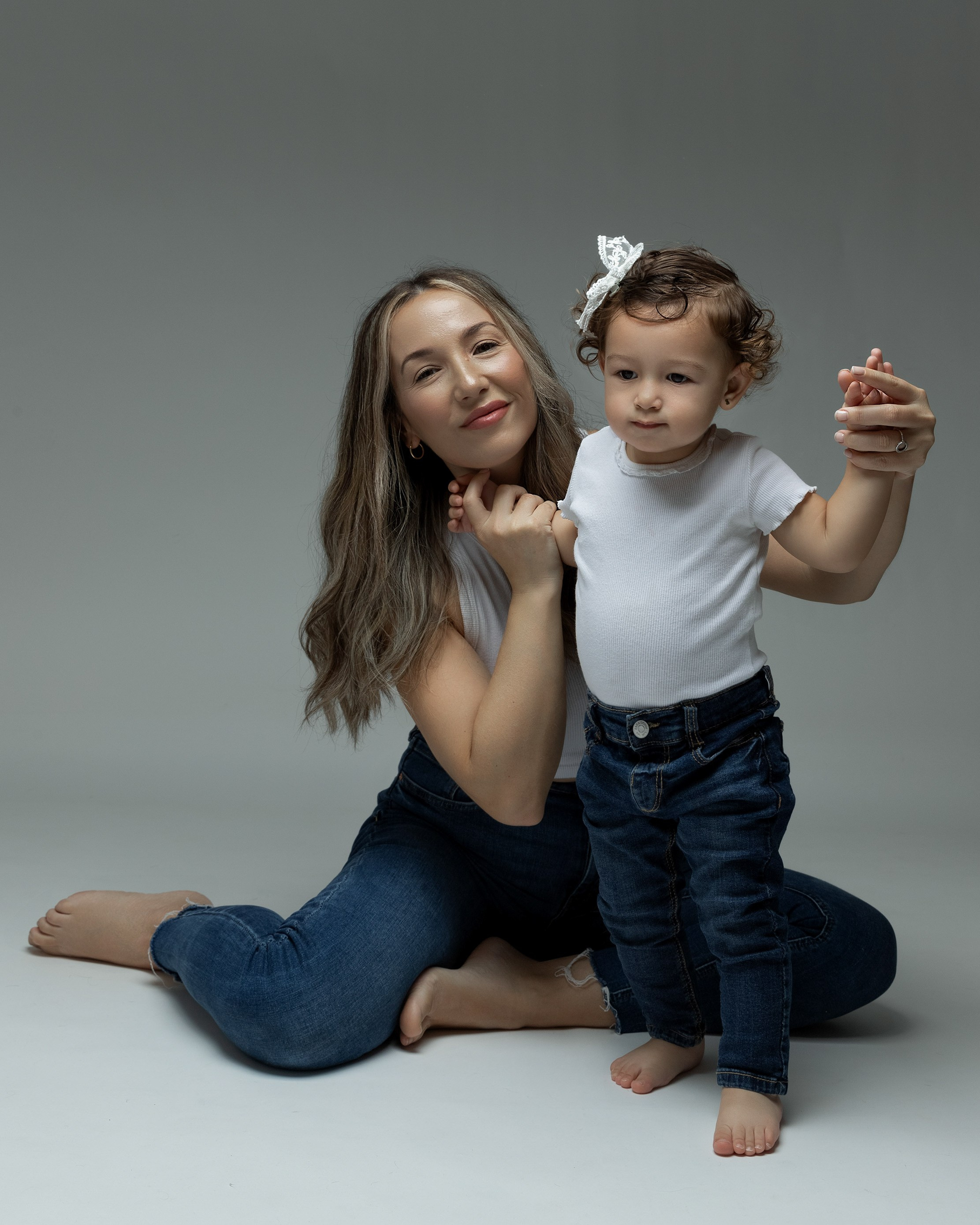 Sesiones de fotografía Infantil , sesiones de fotos la madre con niño o bebe , fotografía Infantil , fotografía familiar , fotos bebes pequeños