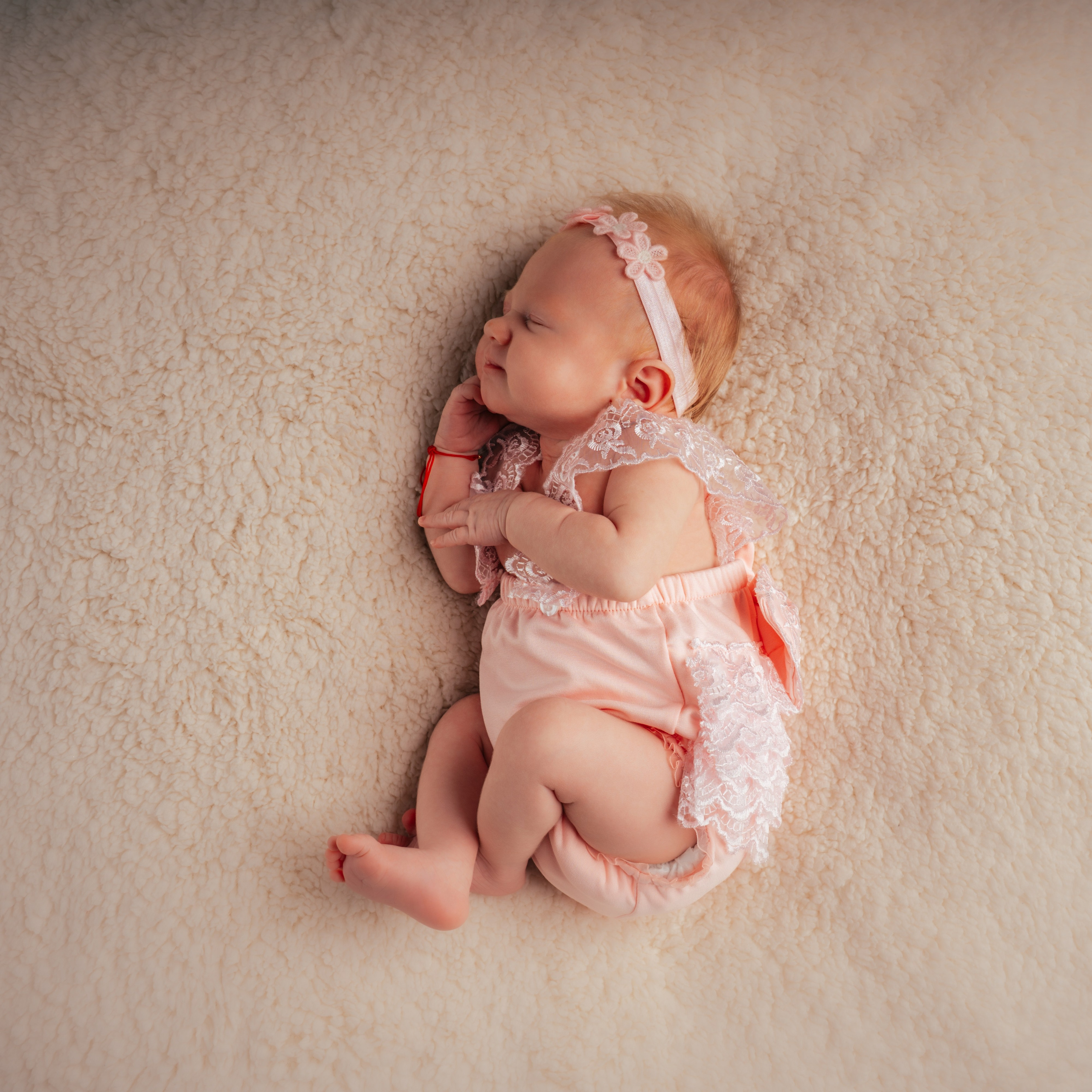 Newborn. VStudio — mai mult decât fotografii