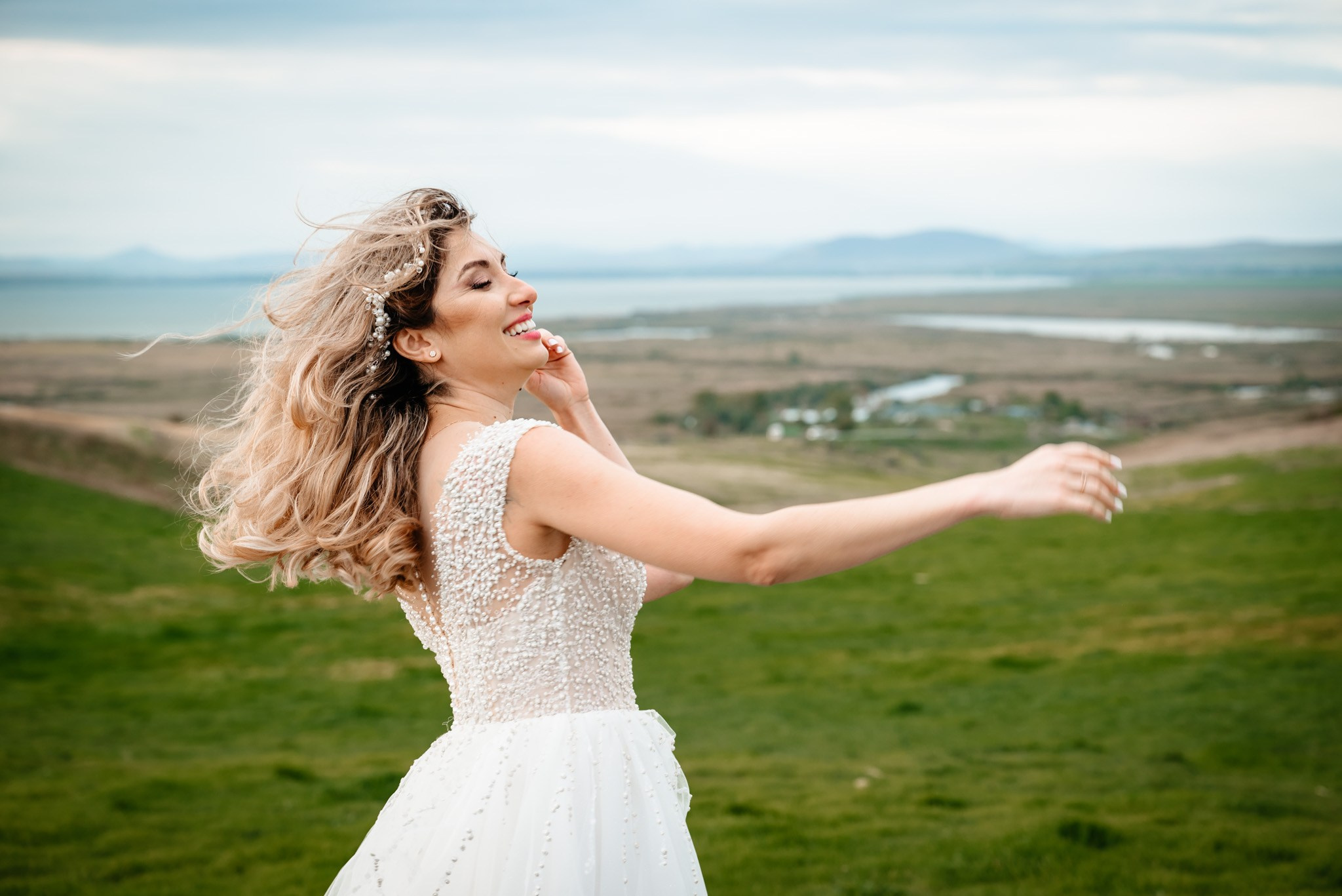 Alexandra & Robert. Www.besttalesstudio.com