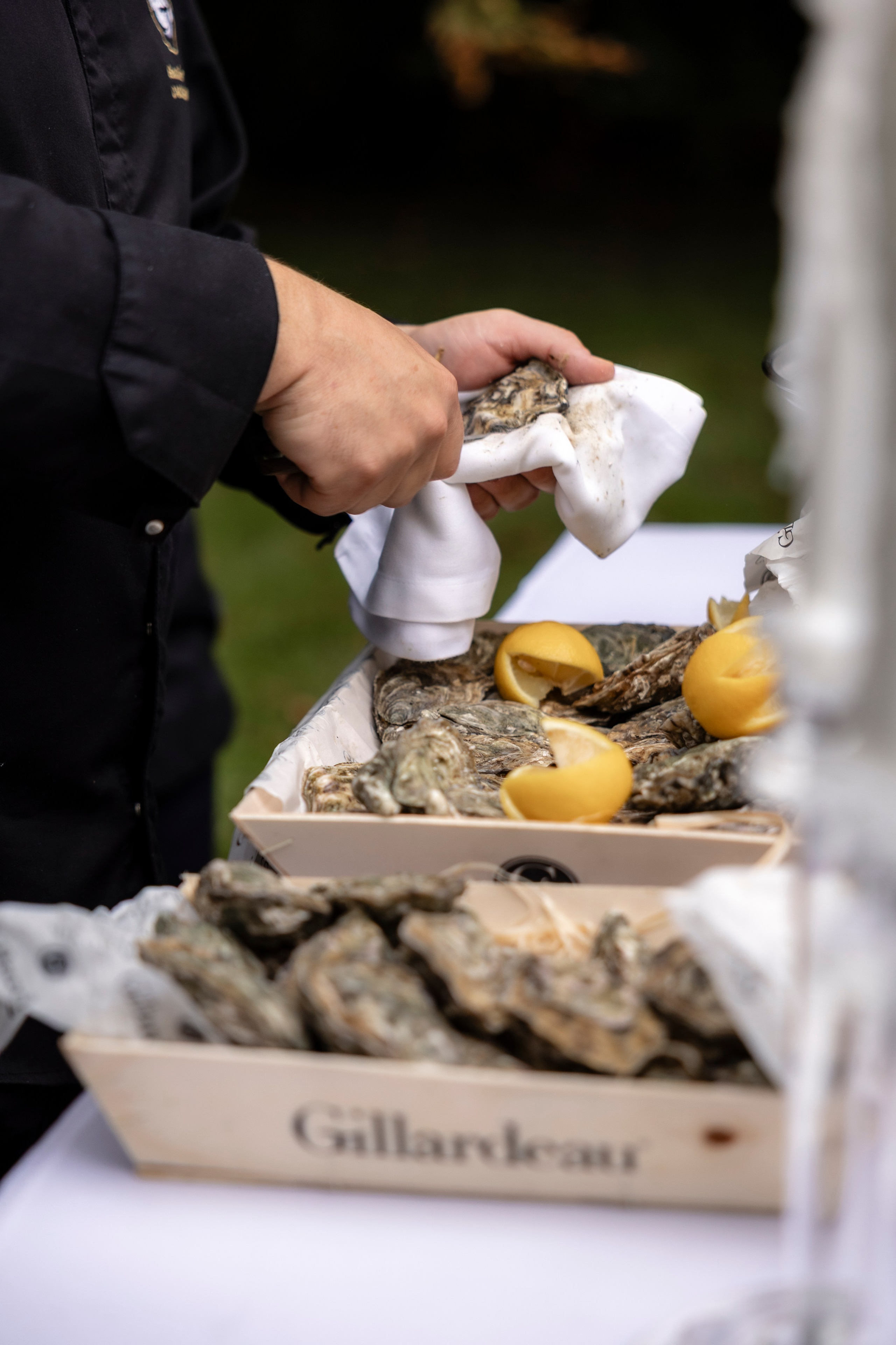 Liliana & Michel — an intimate musical wedding at Château La Commanderie, Plaigne. Евгения Смирнова — фотограф в Тулузе и юго-западной Франции