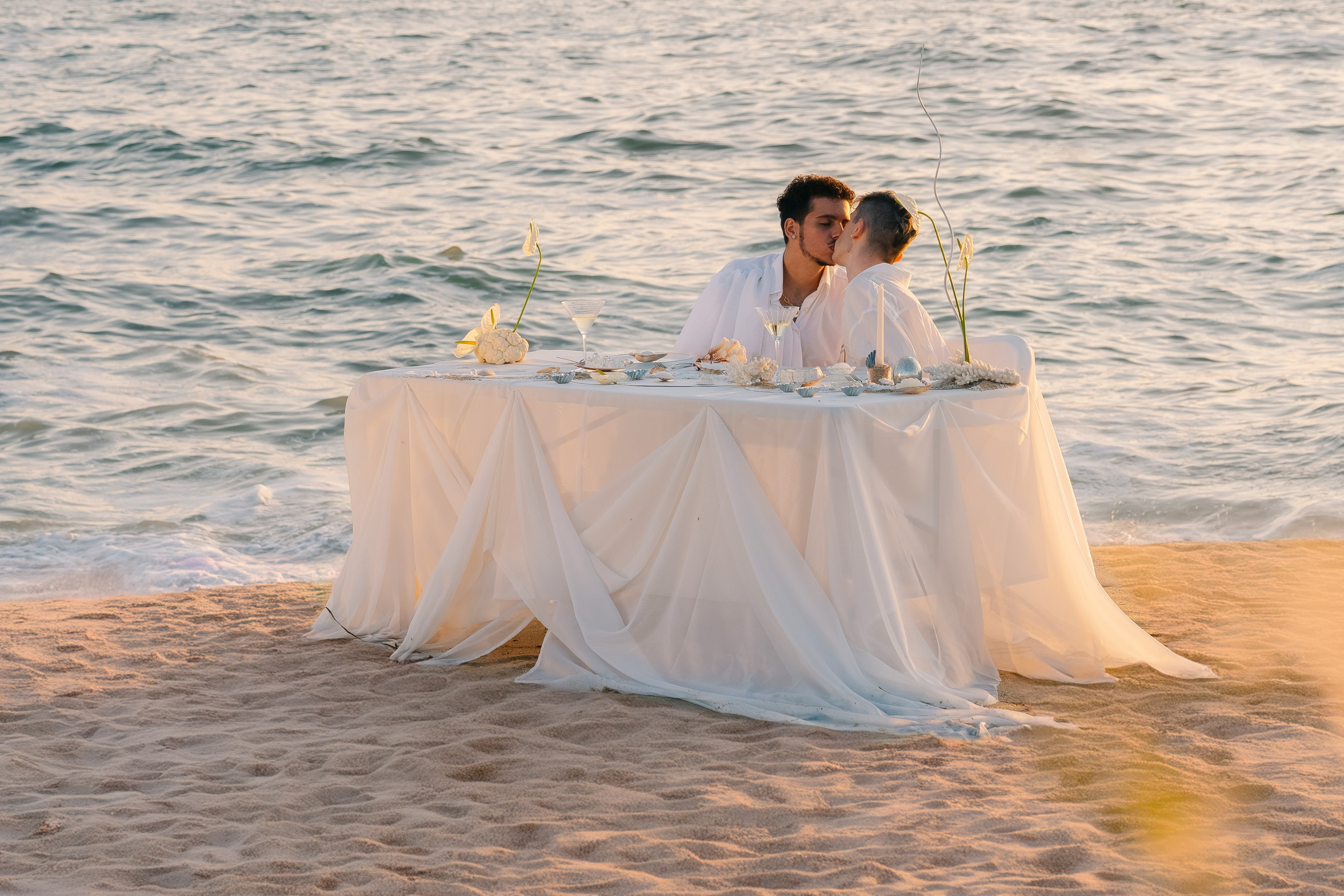 White Ocean Wedding. Maria Sher. Professional photographer from Porto, Portugal