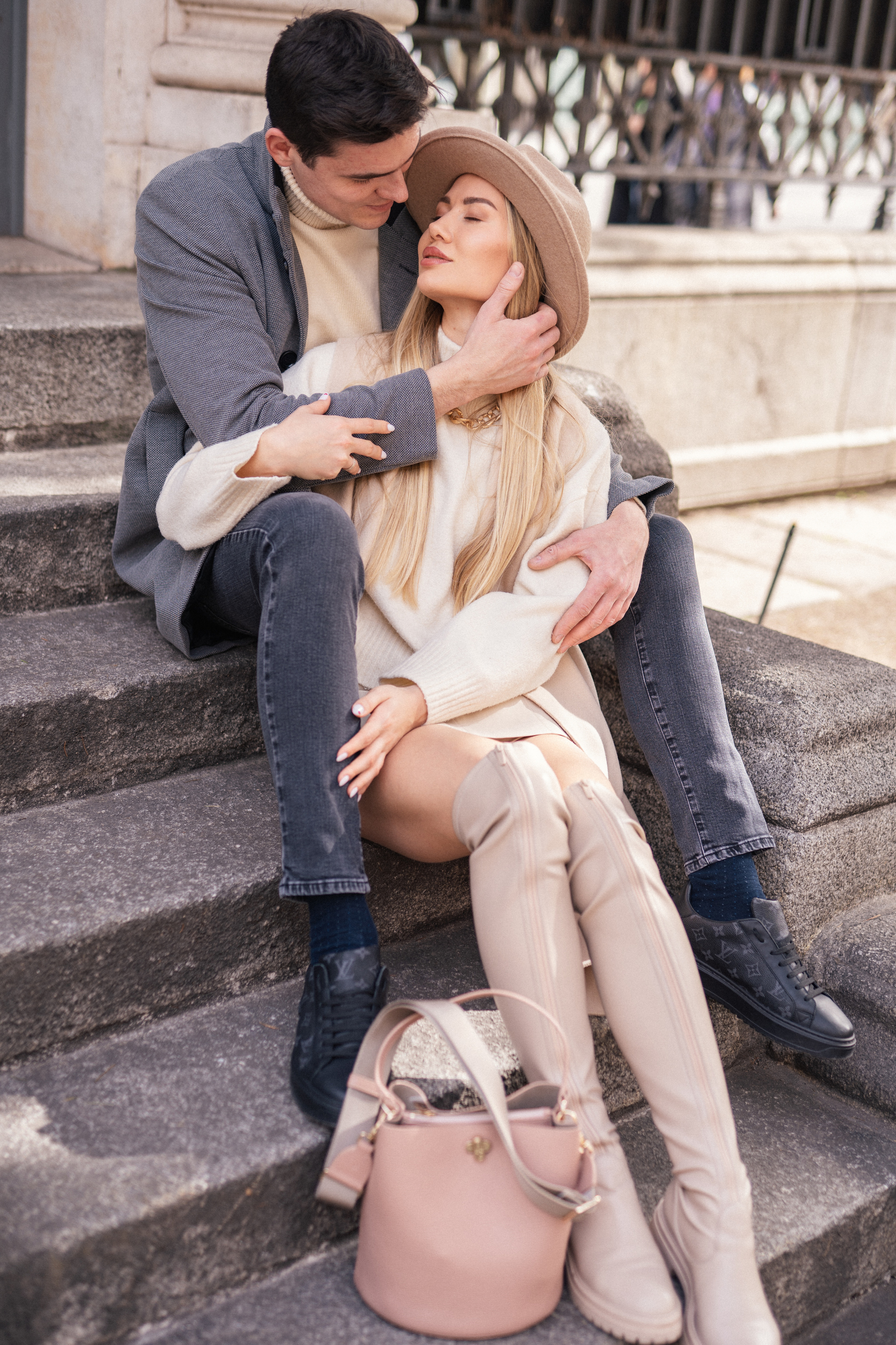 Fotógrafo de parejas en Madrid. Sesión de love story profesional. Sesión de retrato profesional. Fotógrafo en Madrid, España. Alyona Belyaninova