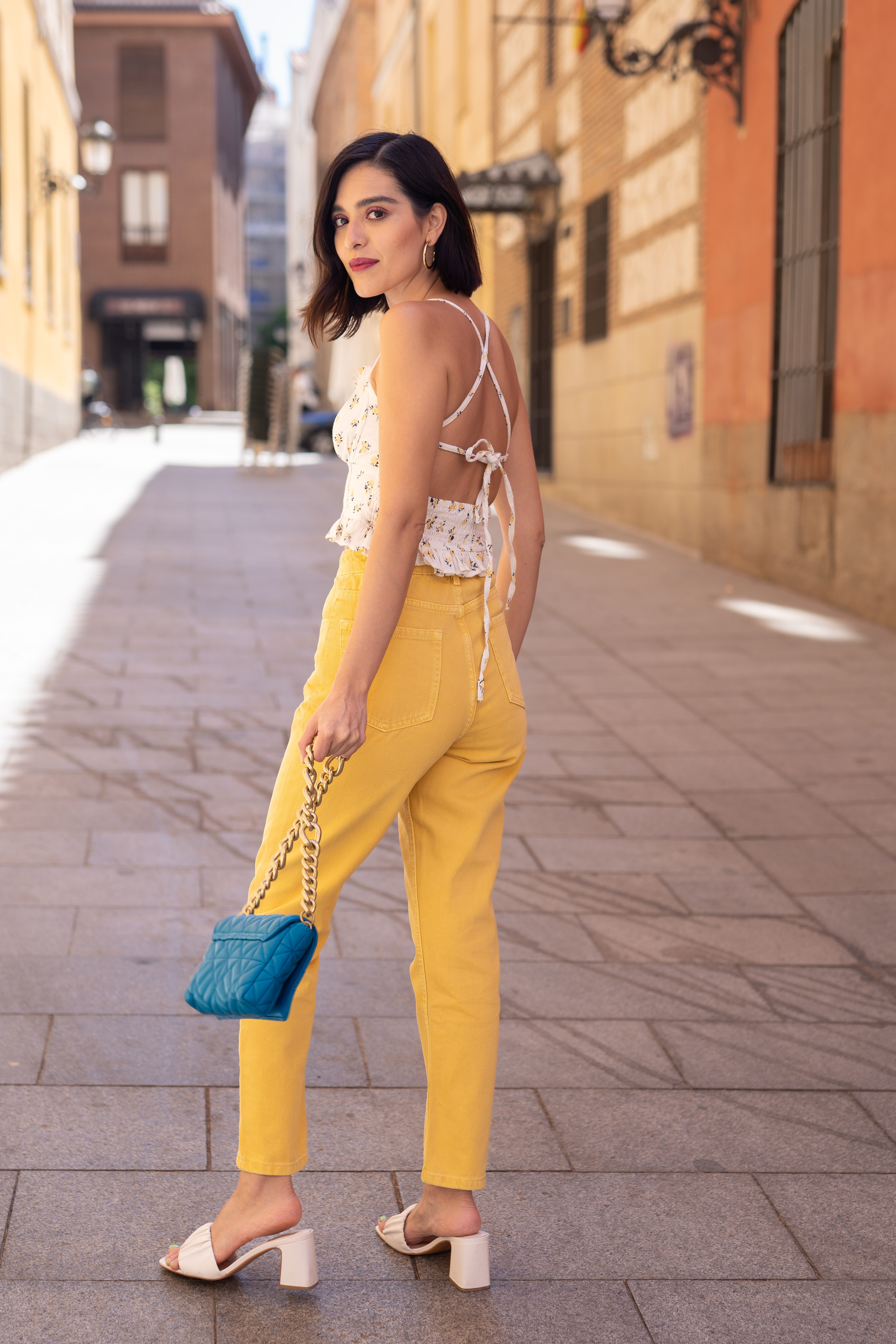 Fotografía profesional de retratos de negocios en Madrid – Impulsa tu imagen profesional. Fotógrafo en Madrid, España. Alyona Belyaninova