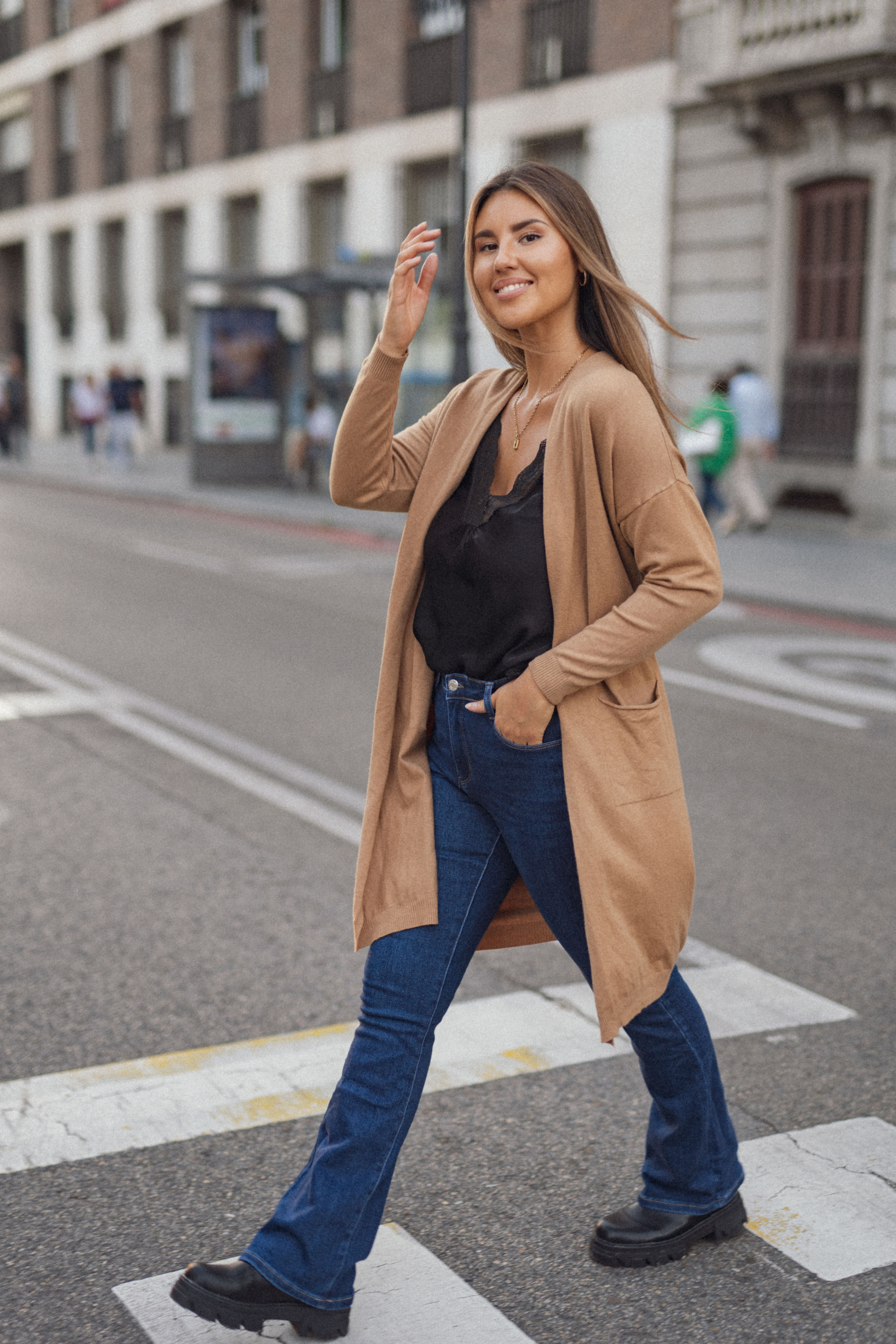 Fotografía de lookbook para marcas de ropa en Madrid – Estilo, creatividad y calidad. Fotógrafo en Madrid, España. Alyona Belyaninova