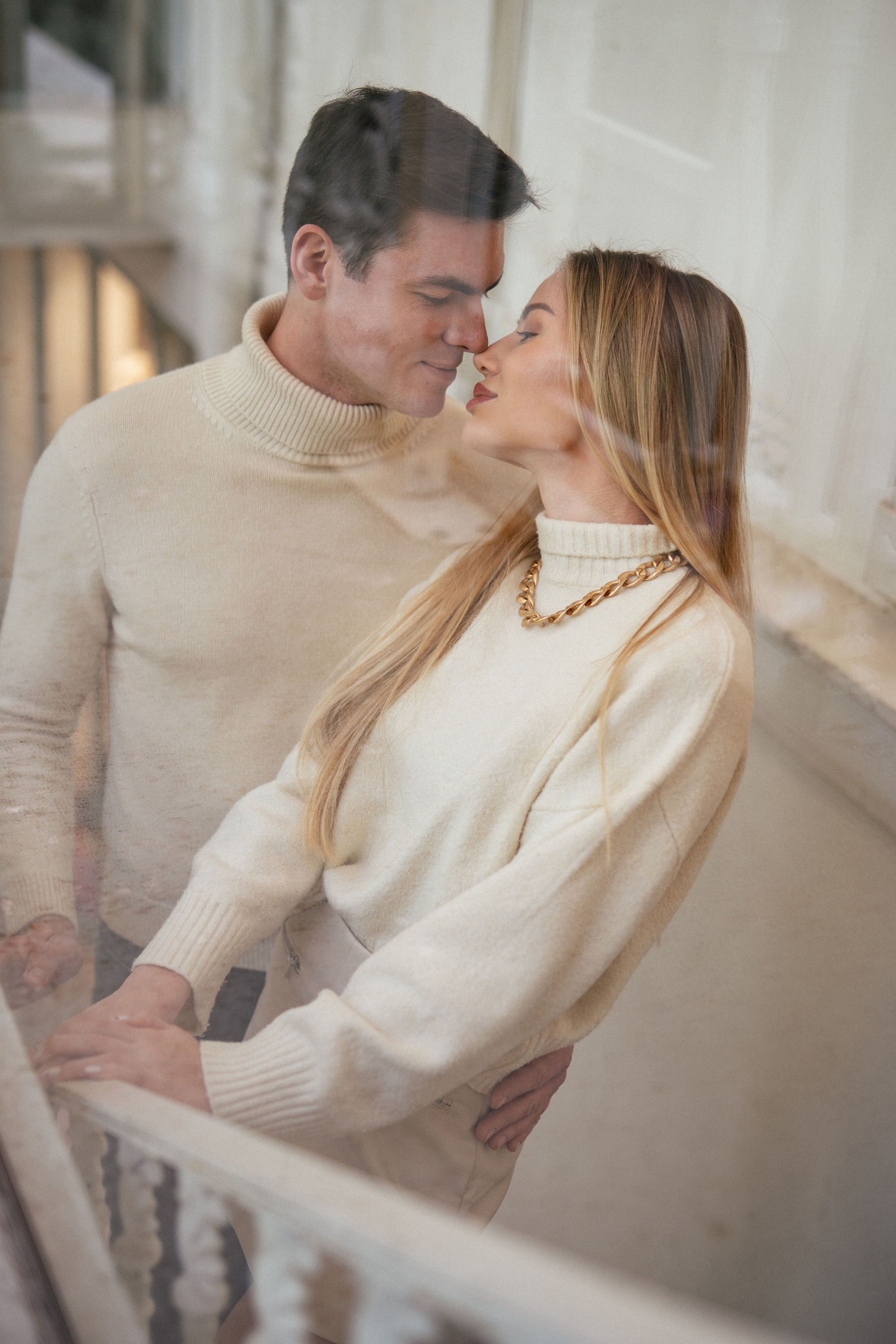 Fotógrafo de parejas en Madrid. Sesión de love story profesional. Sesión de retrato profesional. Fotógrafo en Madrid, España. Alyona Belyaninova