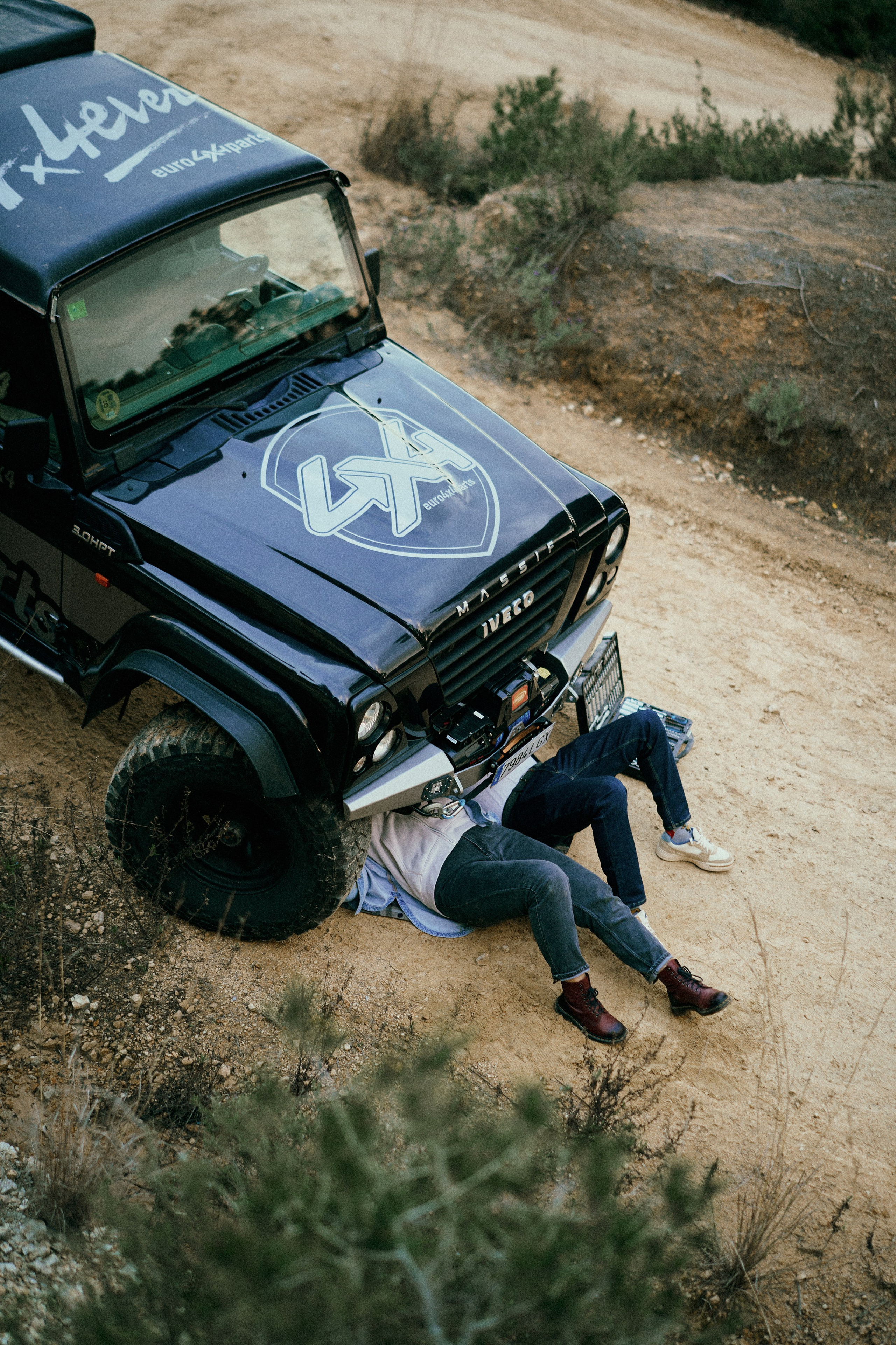 Луис и Лена. Машина. Фотограф в Барселоне Жанна Захарченко