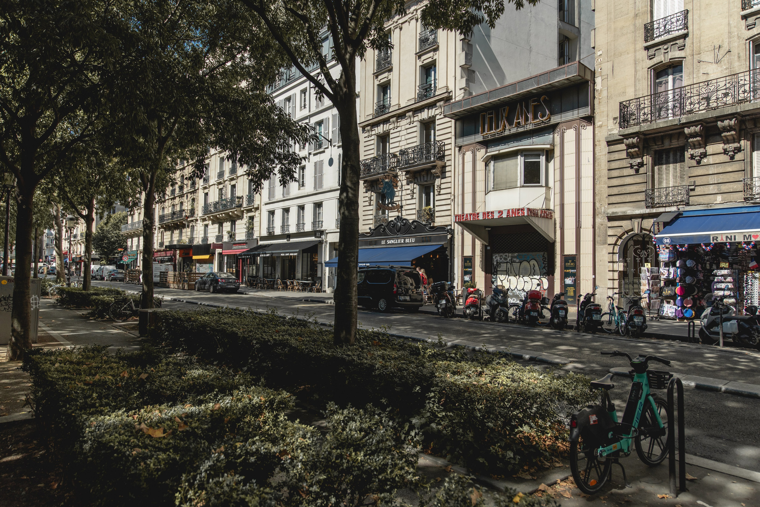 Paris. Photographe sur Cote d’Azur. Portraits de familles, couples, enfants, événements