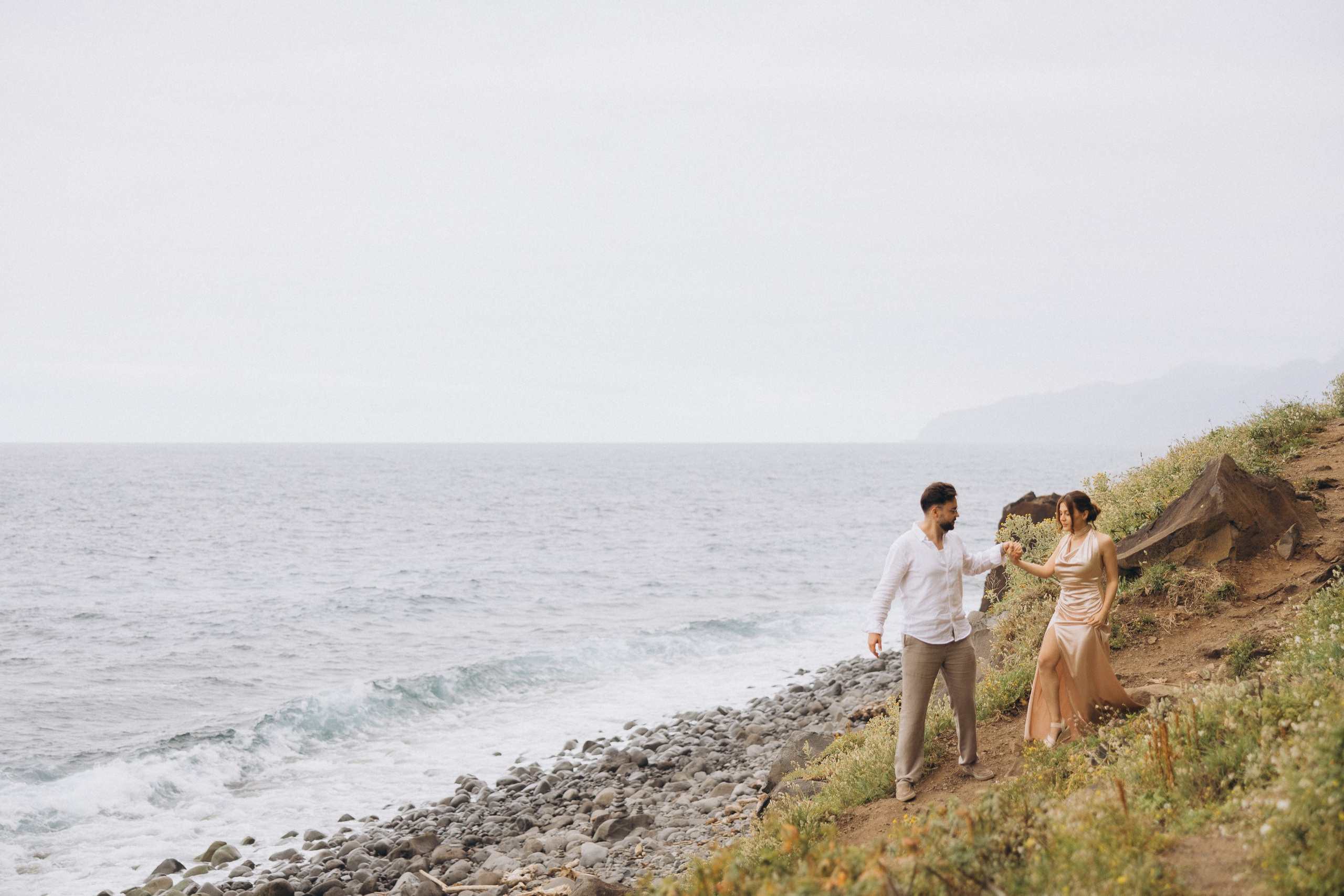 Romantic surprise proposal in Ribeira da Janela, Madeira – couple photography on the cliffs by the ocean