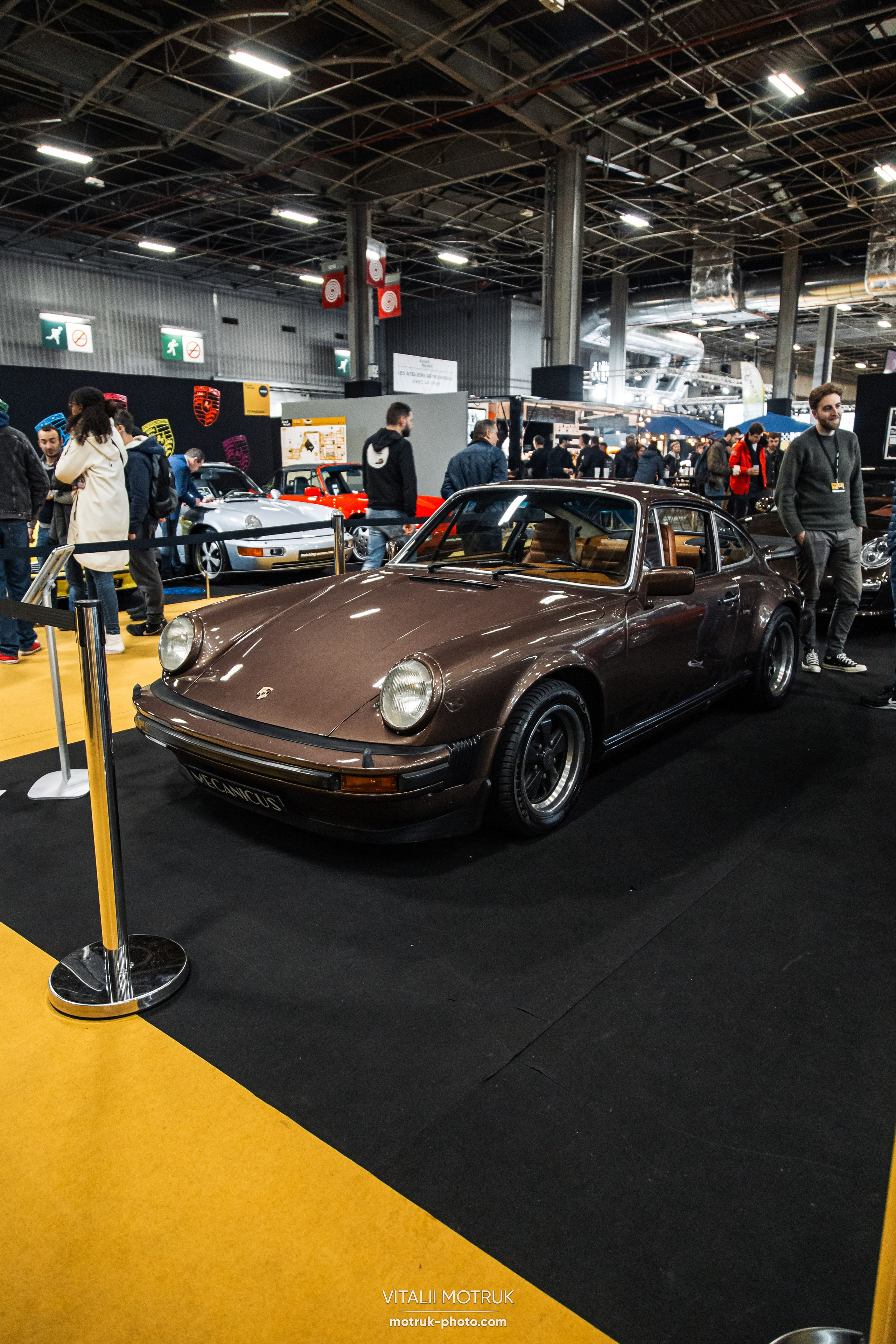 Retromobile 2023. Photographer in Paris — Vitalii Motruk