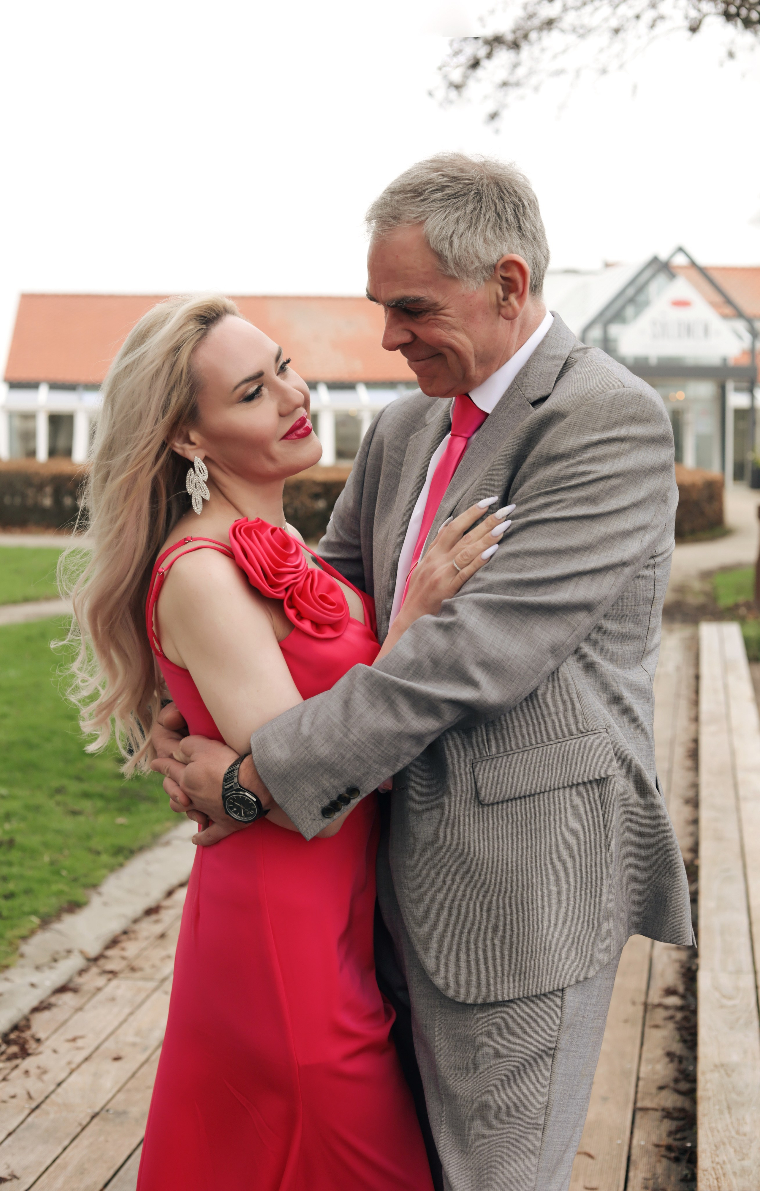 Oksana & Eric. Alexia Frame Photographer