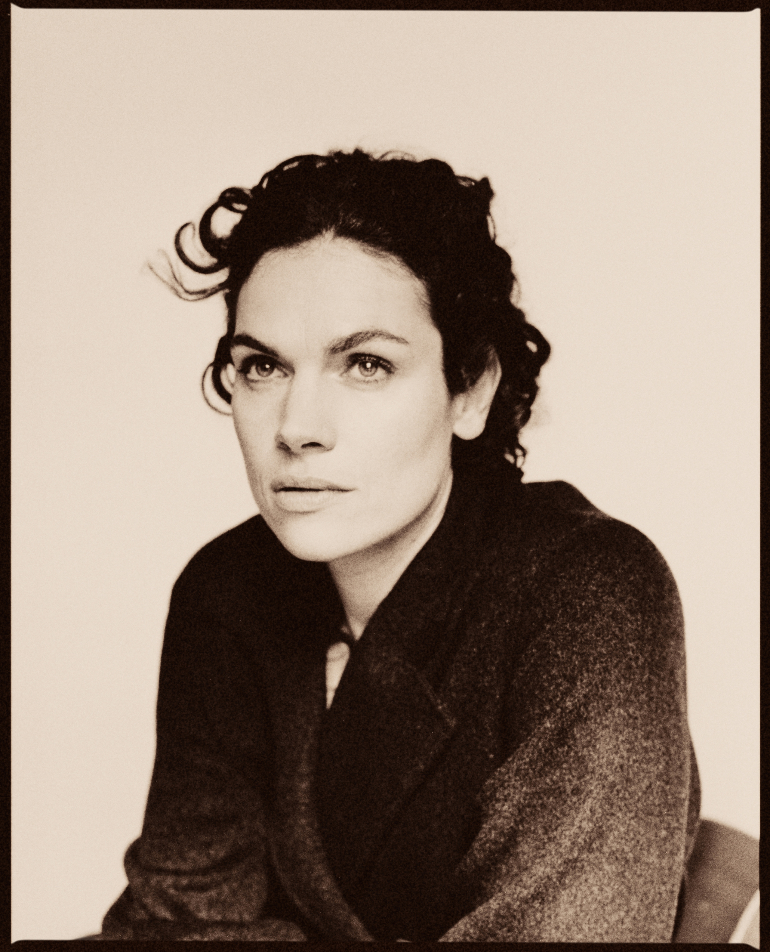 Portrait photography of Anna Drijver Dutch actress. Portrait Photographer in Brussels & Amsterdam — Victoria Ushkanova