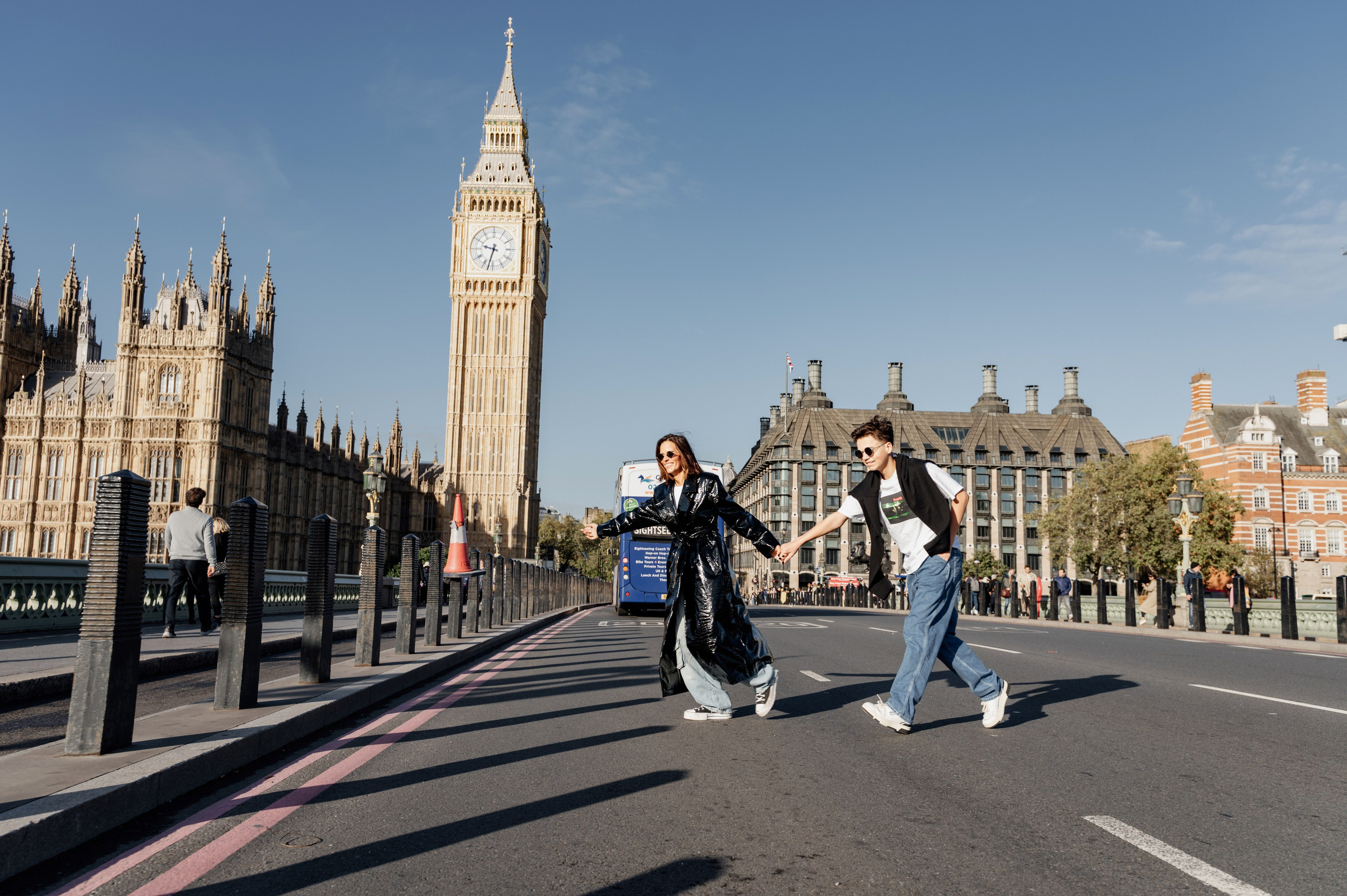 Tower Bridge+Westminster Carmela with son. FAMILY AND WEDDING PHOTOGRAPHER IN LONDON MARINA RIVA