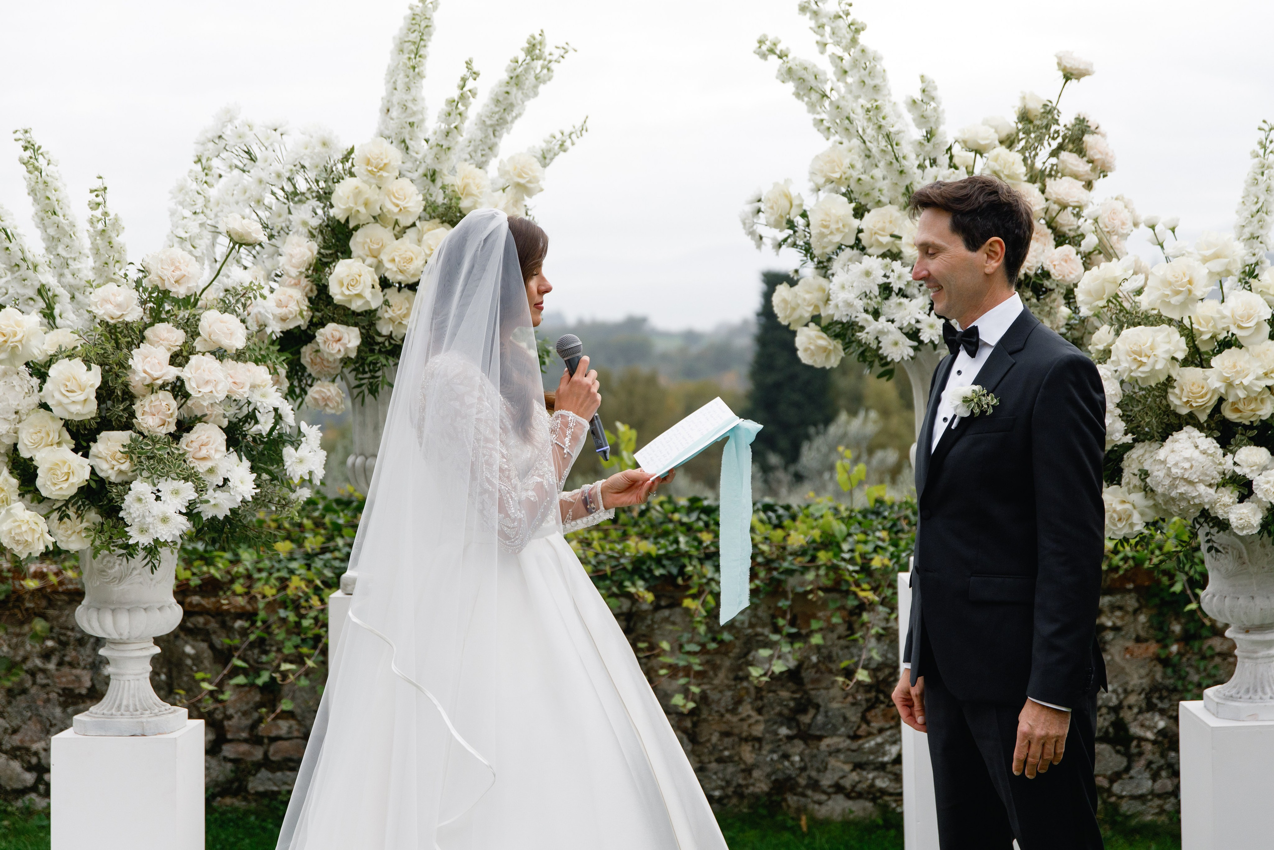 Destination wedding Photographer Italy Tuscany Rome Como Umbria. Wedding Photographer Rome Tuscany Como Sicily Puglia Amalfy Italy- Oksana Savenchuk