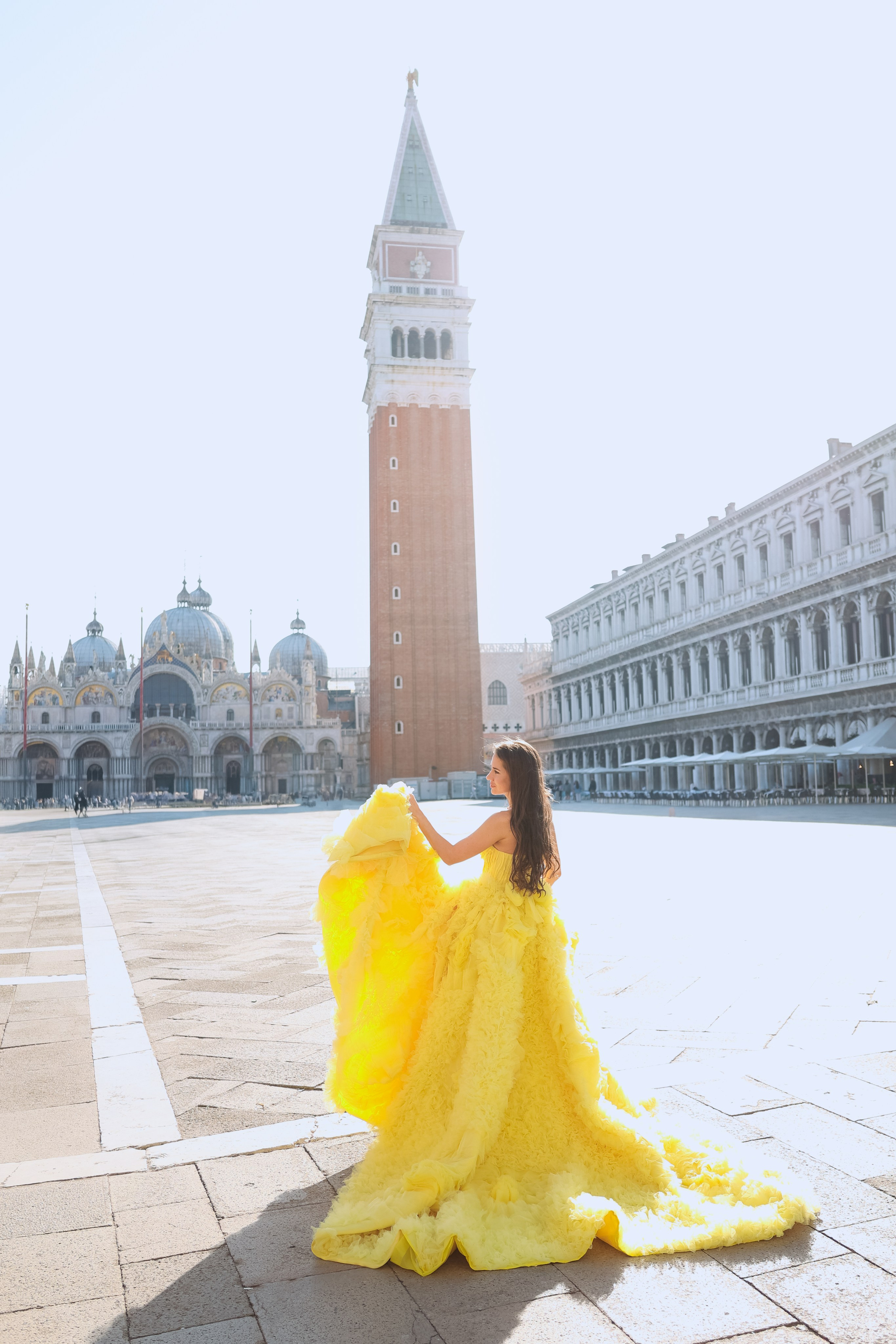 Rent dress in Venice. Photographer in Venice, Viktoria Antonova