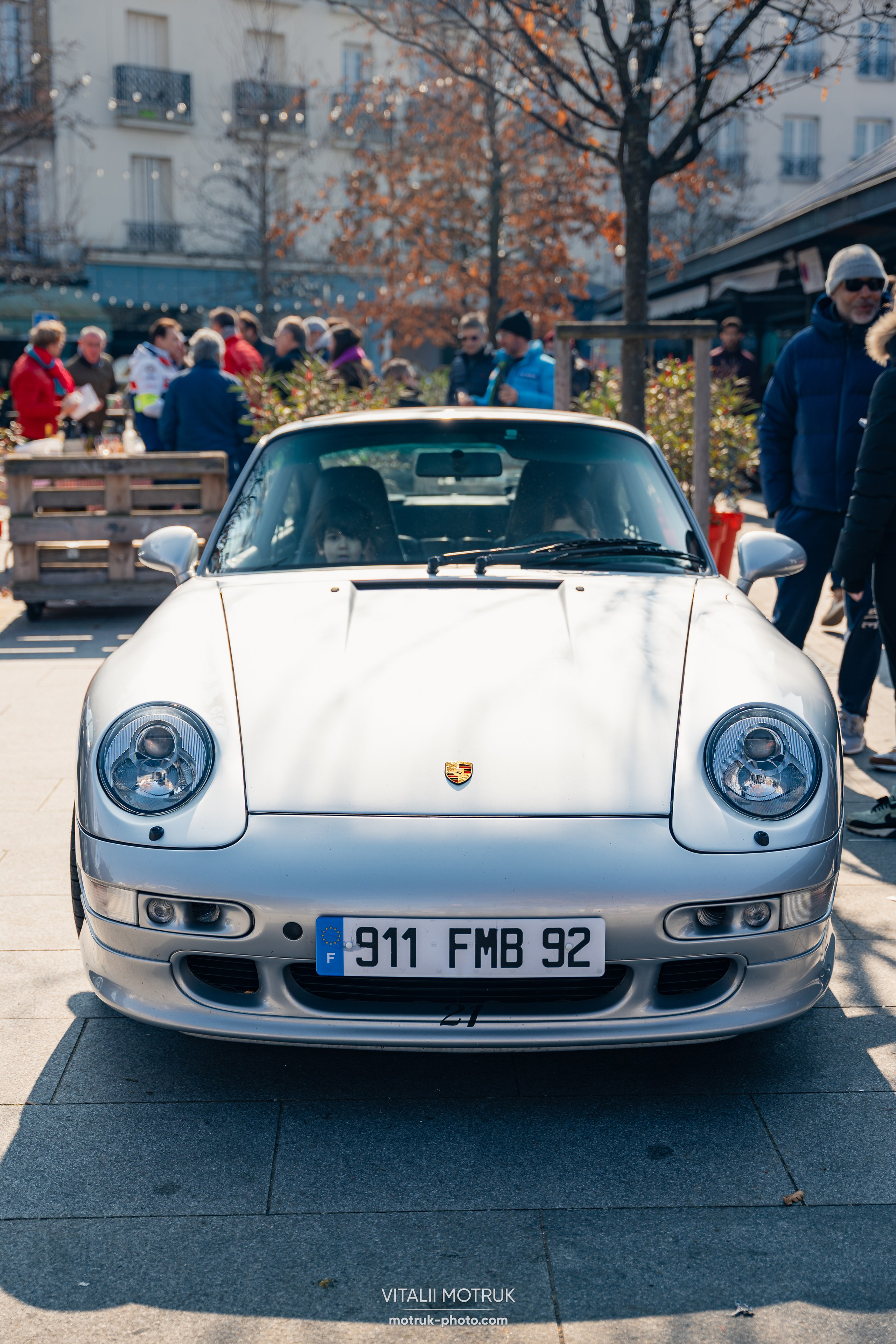 Rassemblement Garenne Colombes — 16 mars. Photographe de voitures à Paris — Vitalii Motruk
