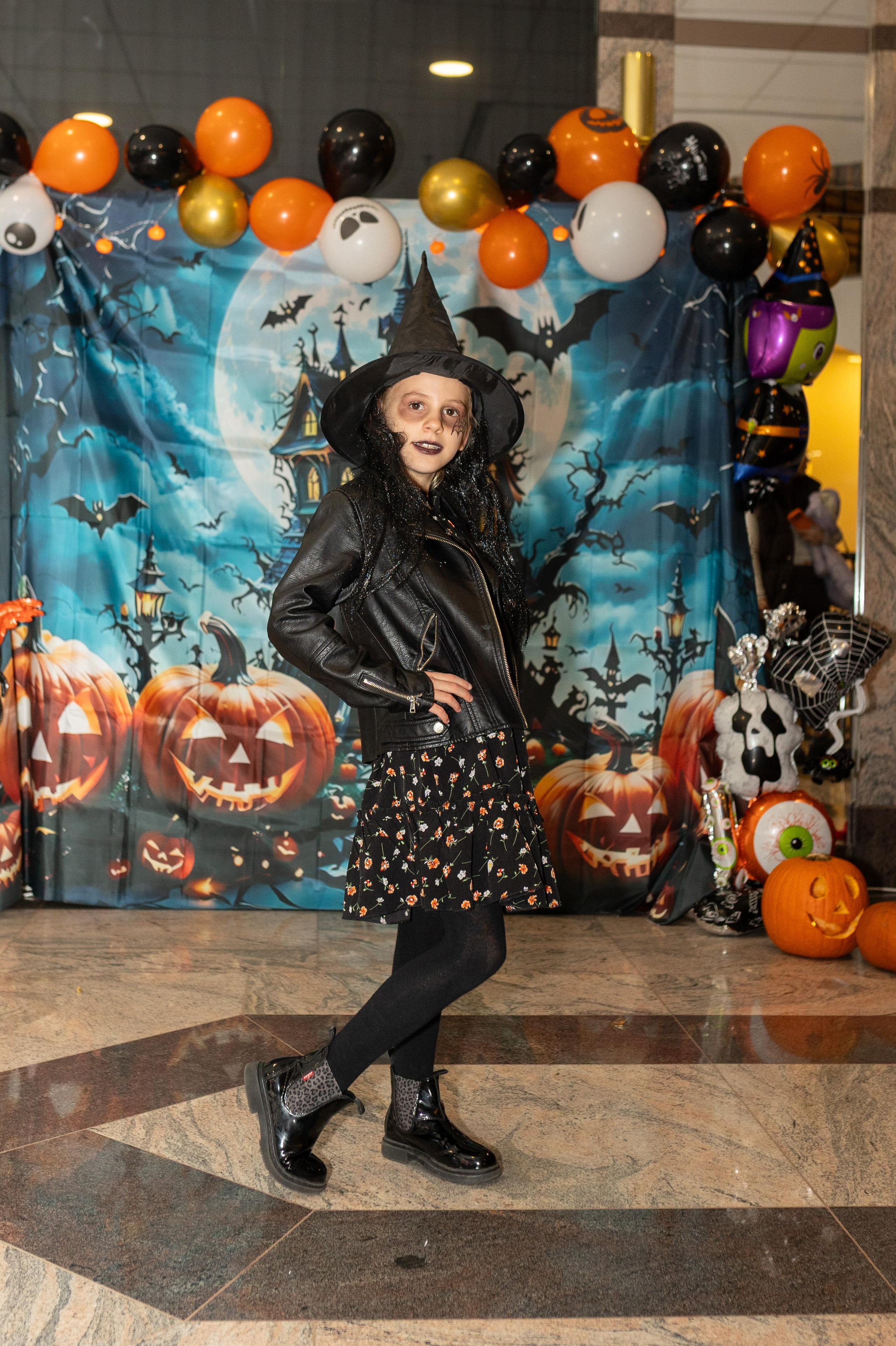 Leo dance studio Helloween 2025. Семейный и детский фотограф в Варшаве Мила Бобровская