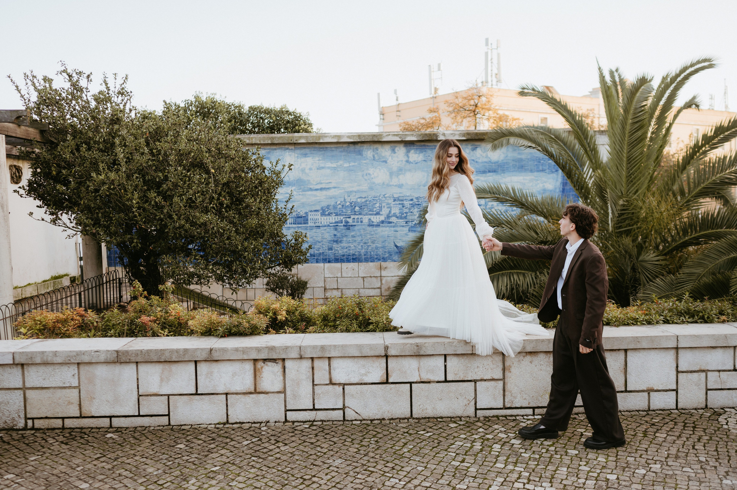 Ședință foto romantică în Lisabona – Inspirație pentru fotografiile de nuntă. Valentin Melen - fotograf de nunta 🤍