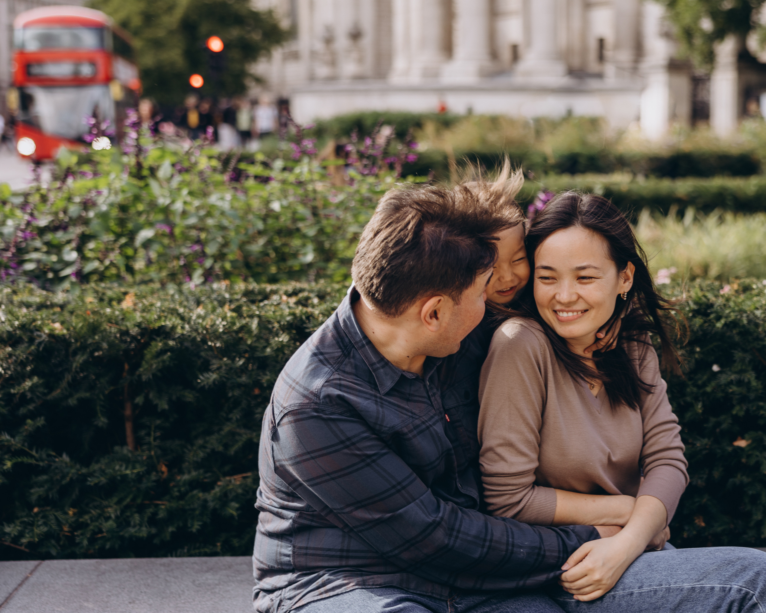 Aidan with parents (St Paul’s Cathedral). Anastasia Klink, Photographer in London