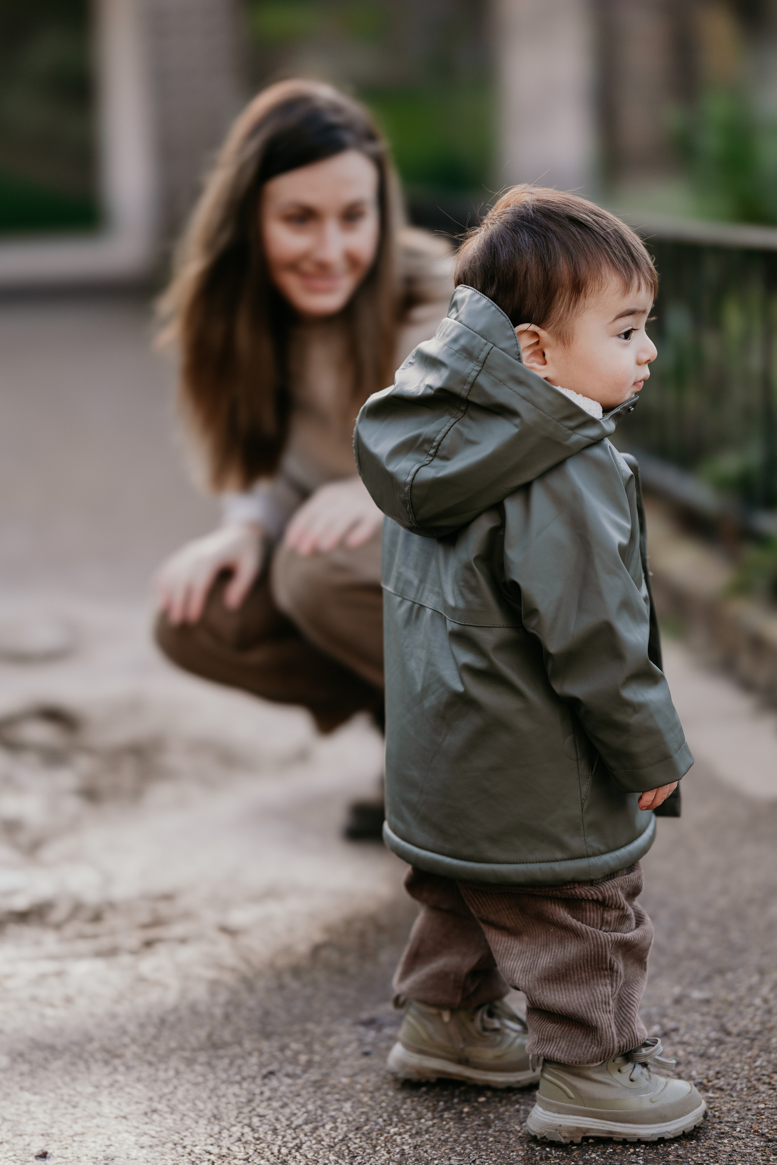 Leva’s Family in Holland Park. Anastasia Klink, Photographer in London