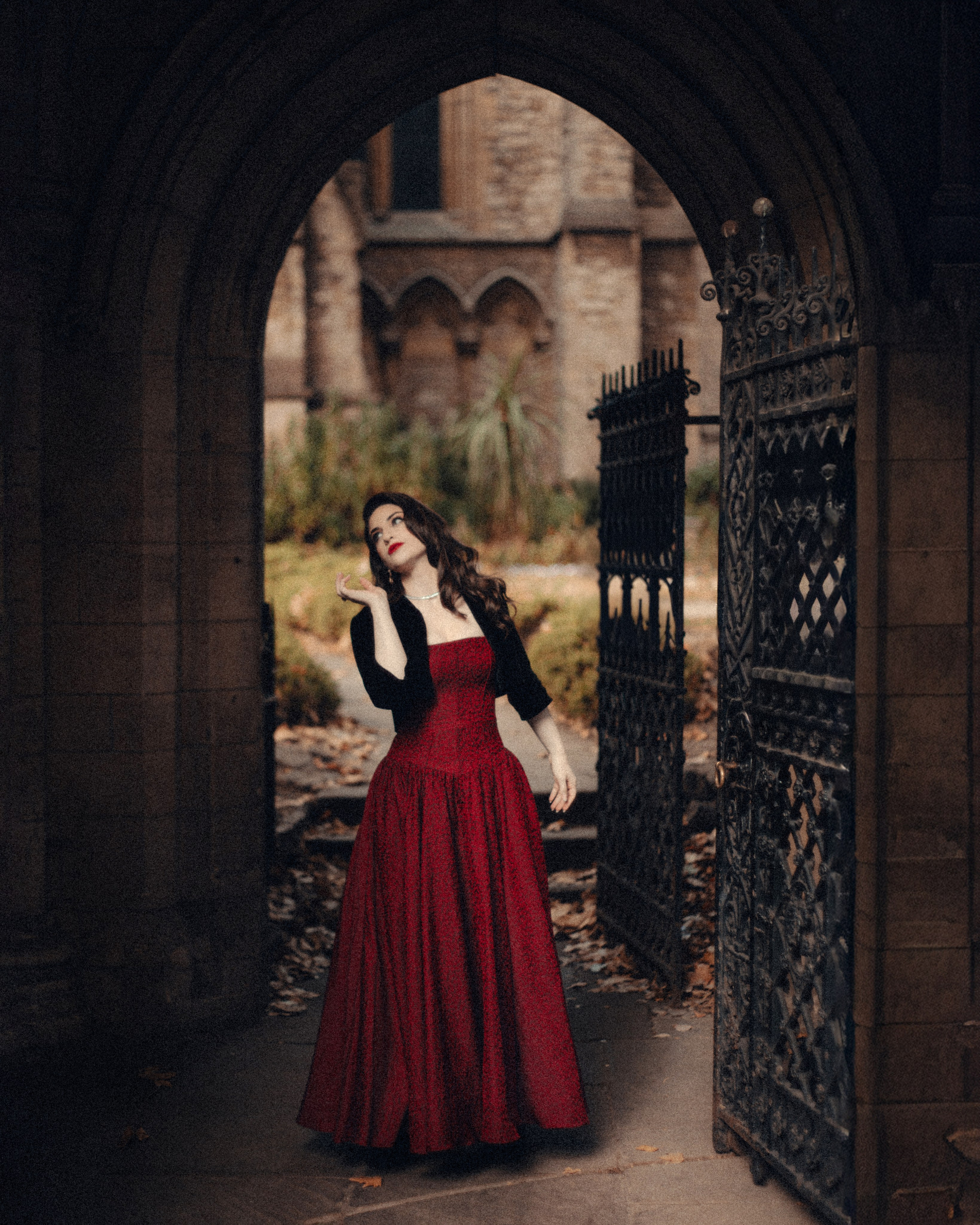 Autumn Vintage Photoshoot in London Kensington. Moth & Moss Photography