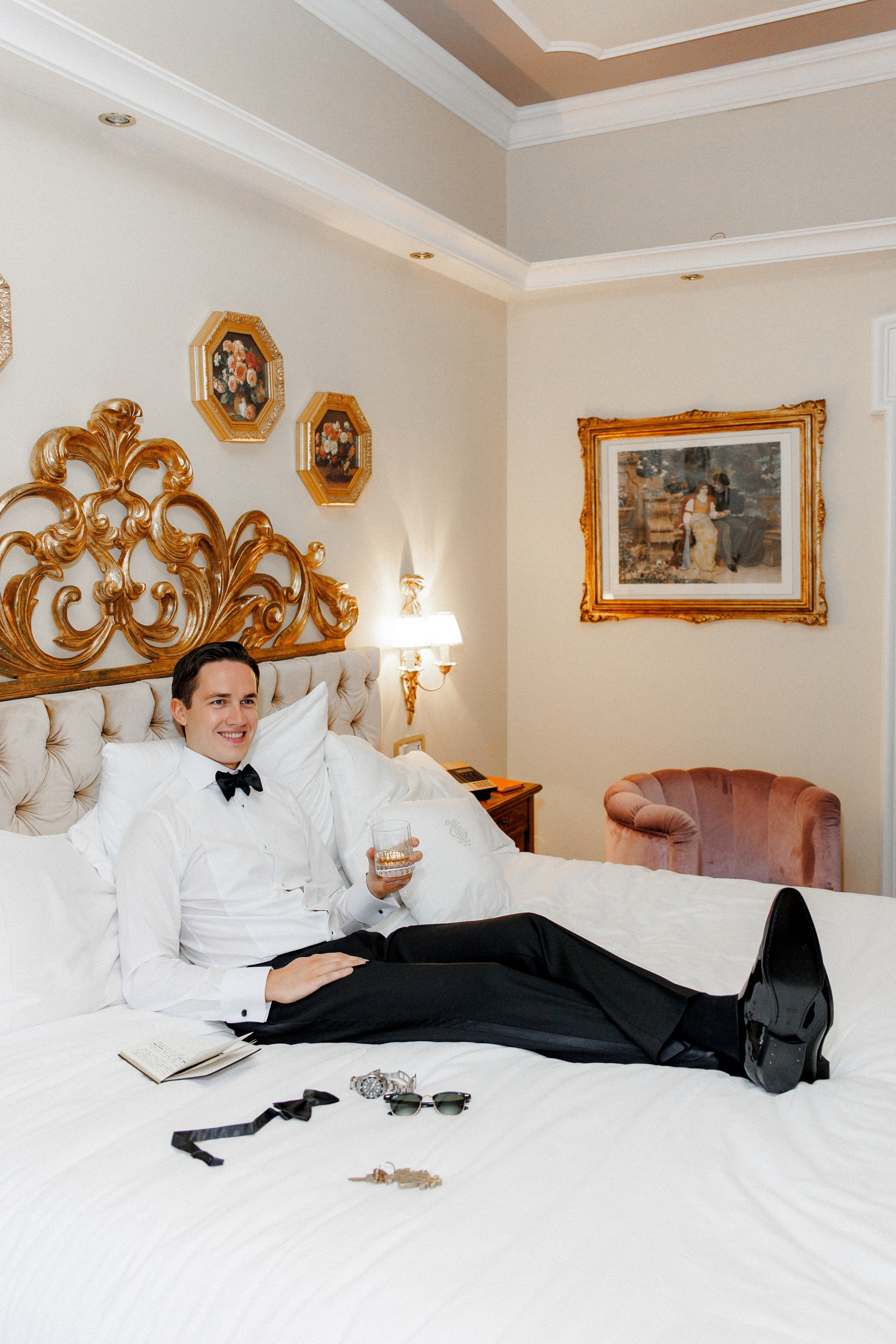 A Timeless & Chic Wedding at Villa Balbianello and Grand Hotel Tremezzo, Lake Como. Wedding and Family Photographer Switzerland and Italy. Valeria Diaz