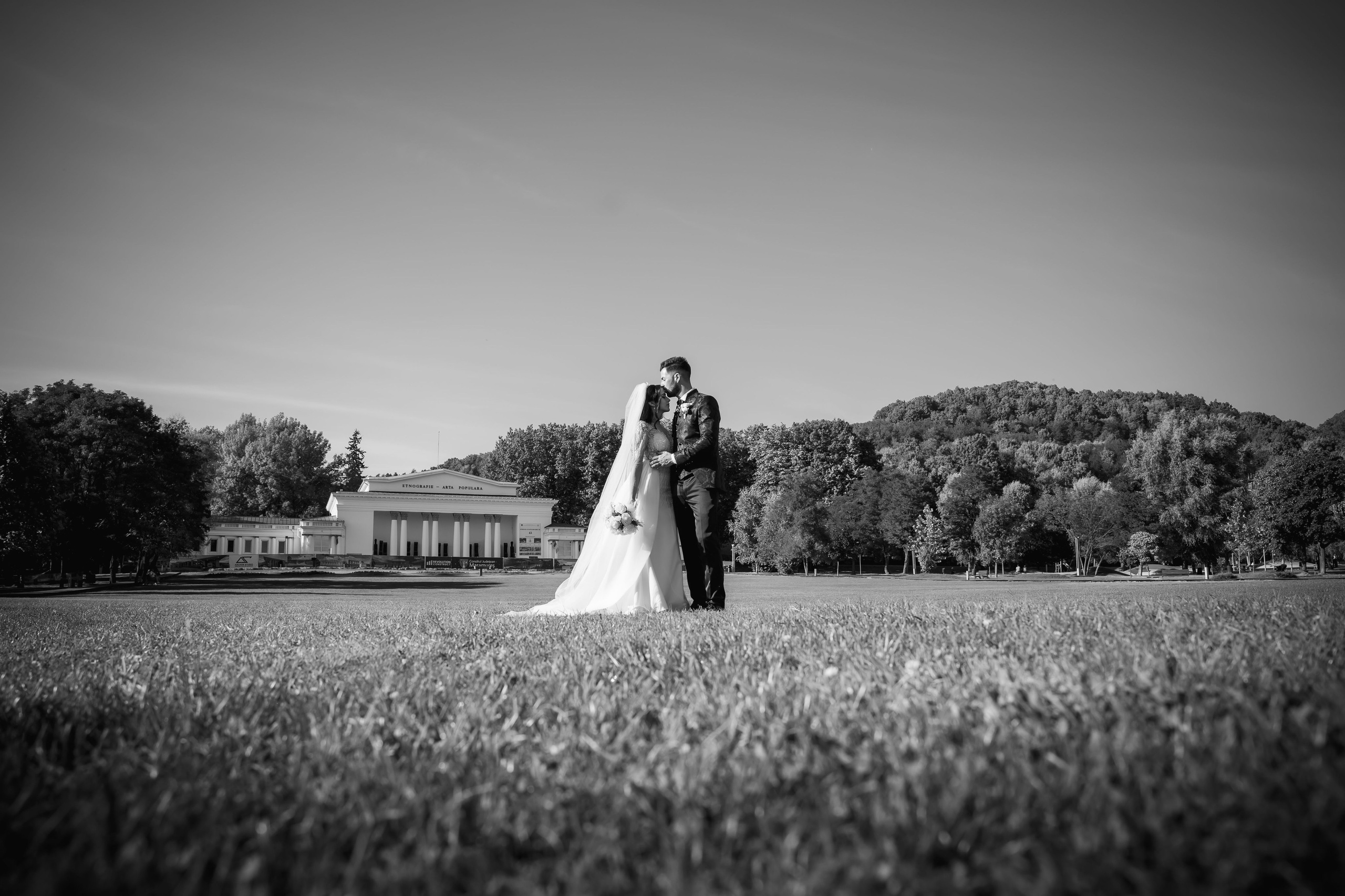 VALENTIN & ROXANA. RRStudio — Fotograf evenimente