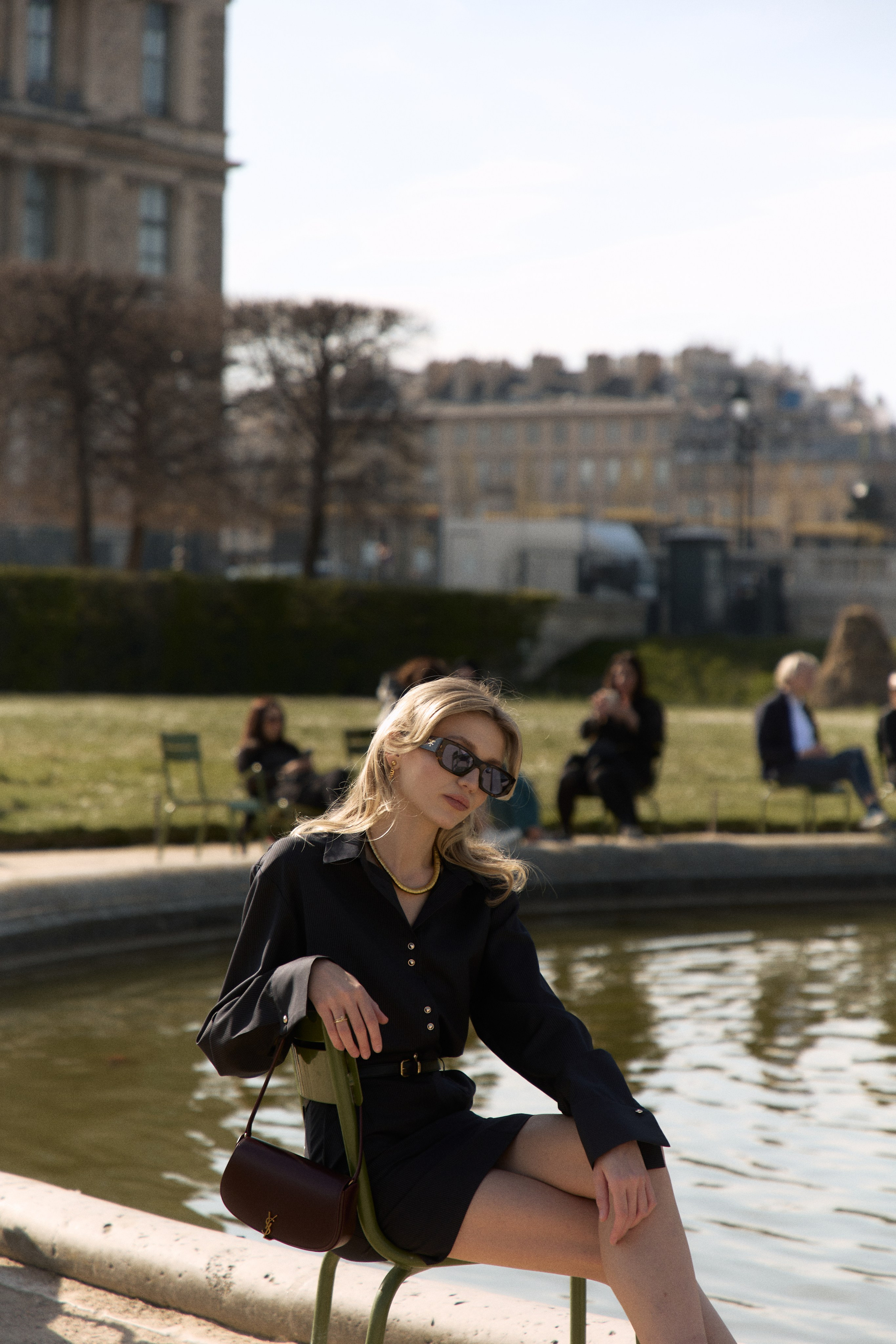 Victoria. Photographer in Paris